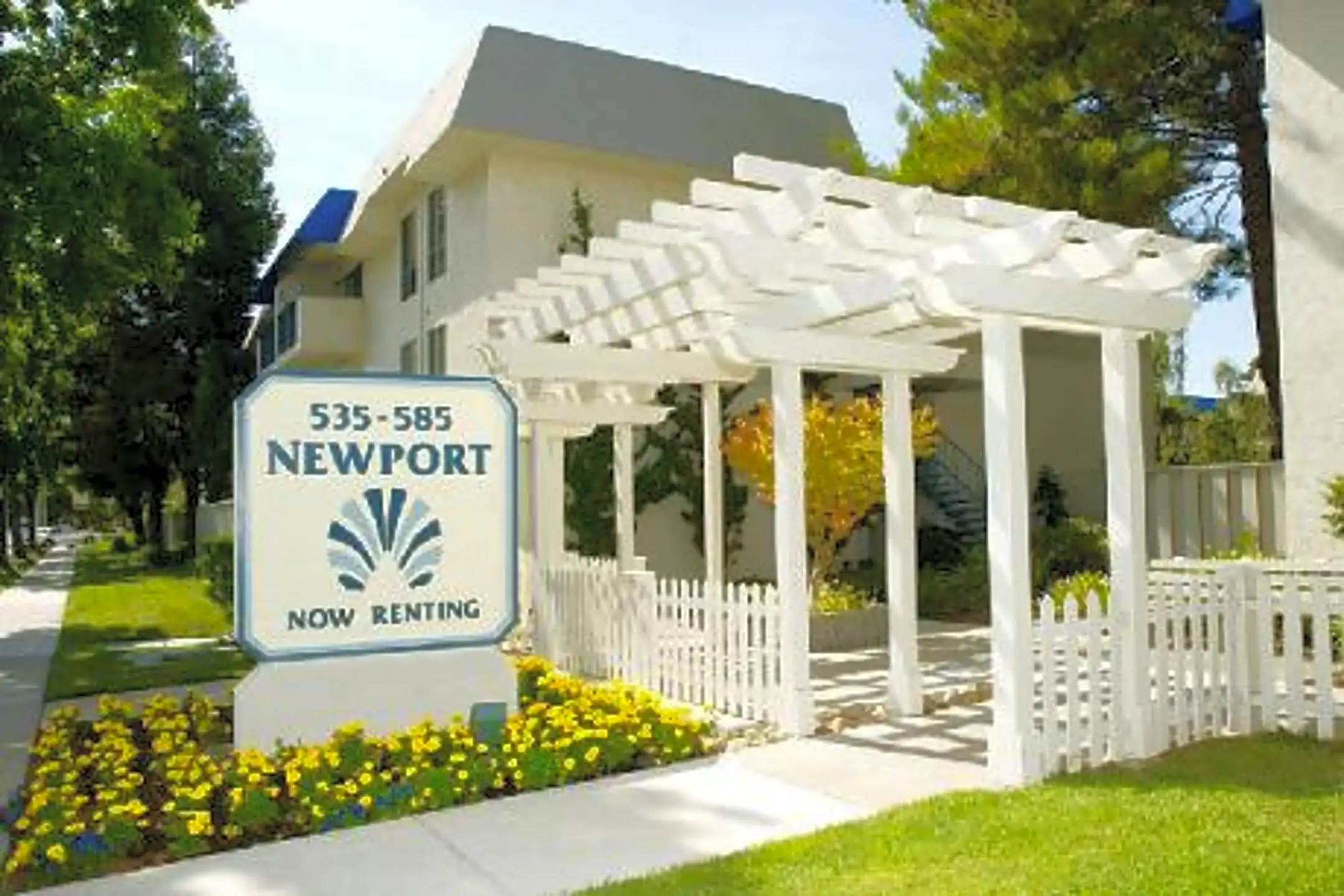 Newport Apartments 575 W Hacienda Ave Campbell, CA Apartments for