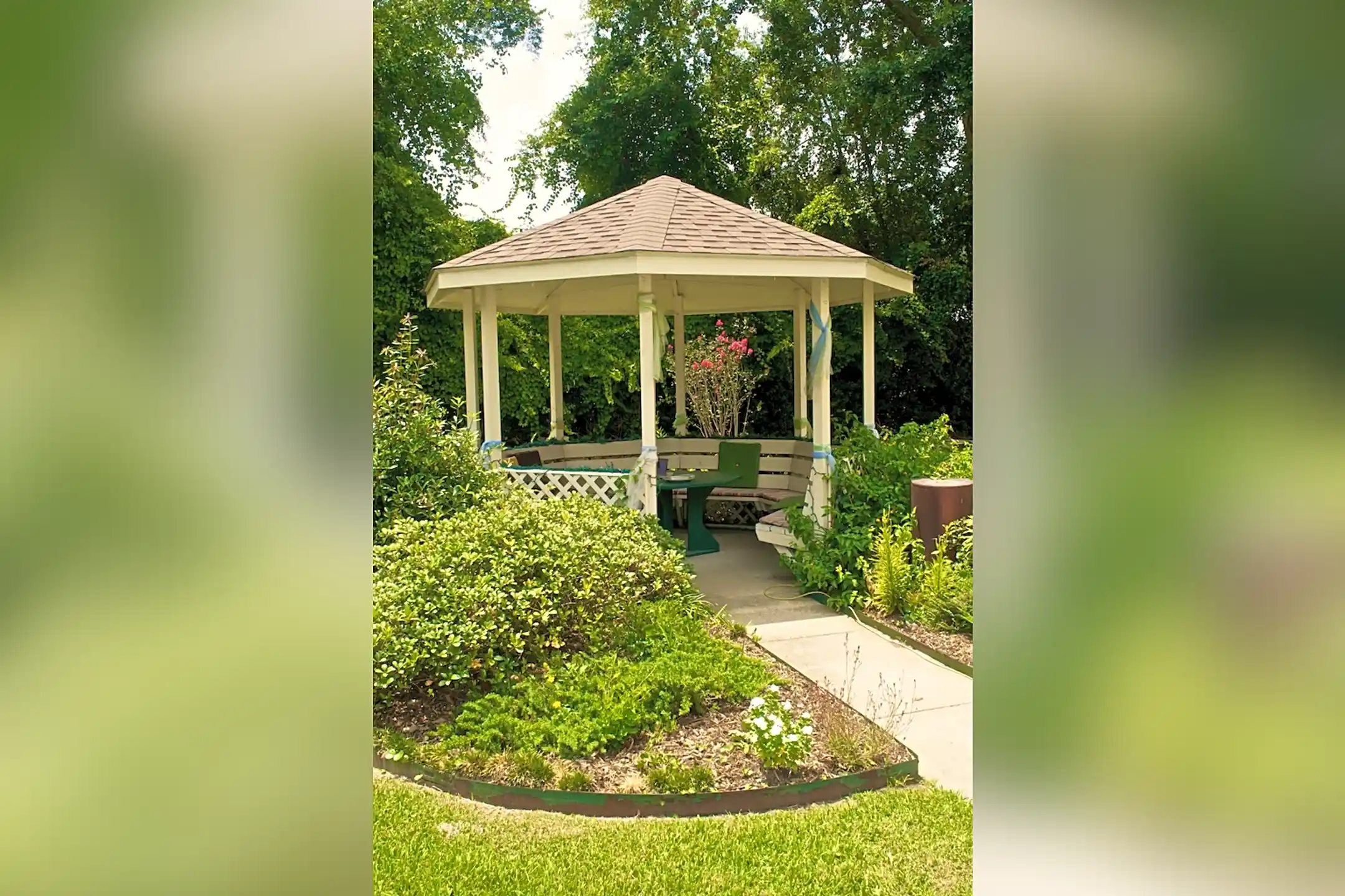 Villa Maria Retirement Apartments 921 Porter Ave Ocean Springs, MS