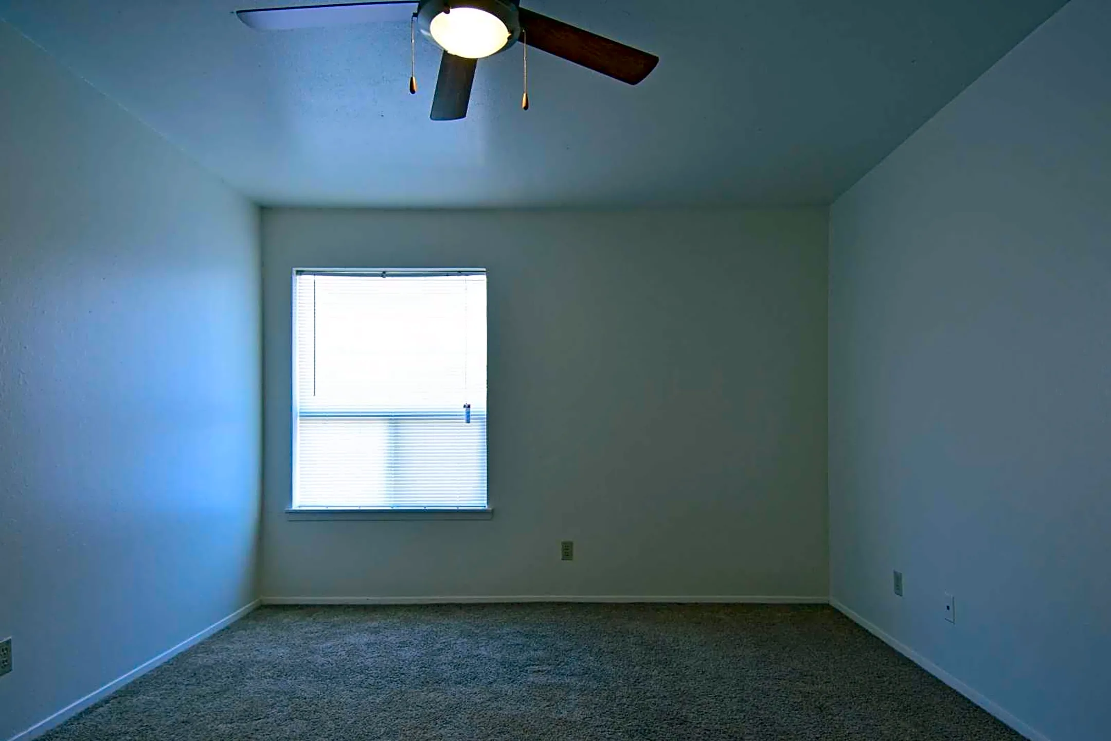 Bedroom - Parkway Circle Apartments - College Station, TX