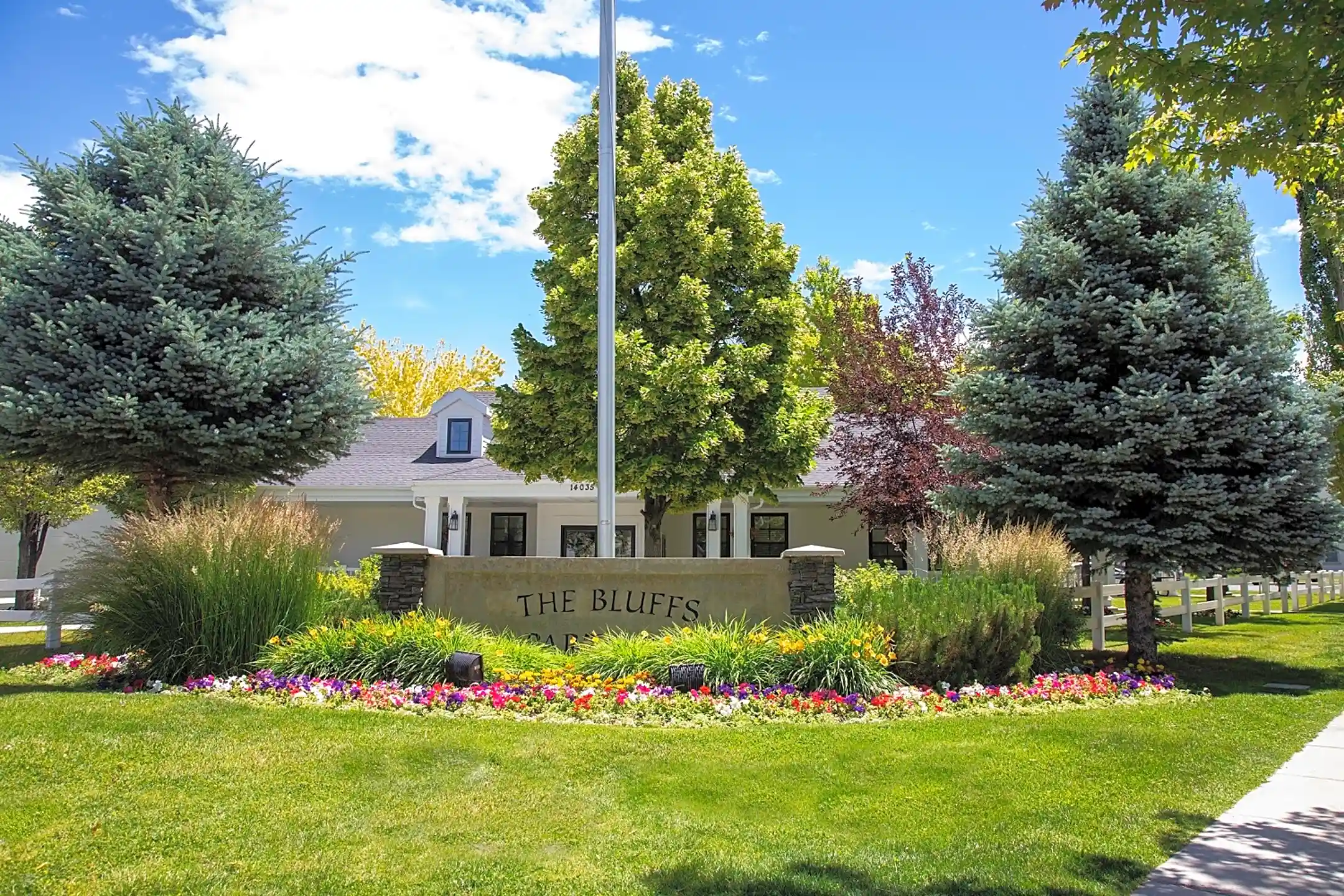 The Bluffs 14035 Marketview Drive Bluffdale, UT Apartments for Rent