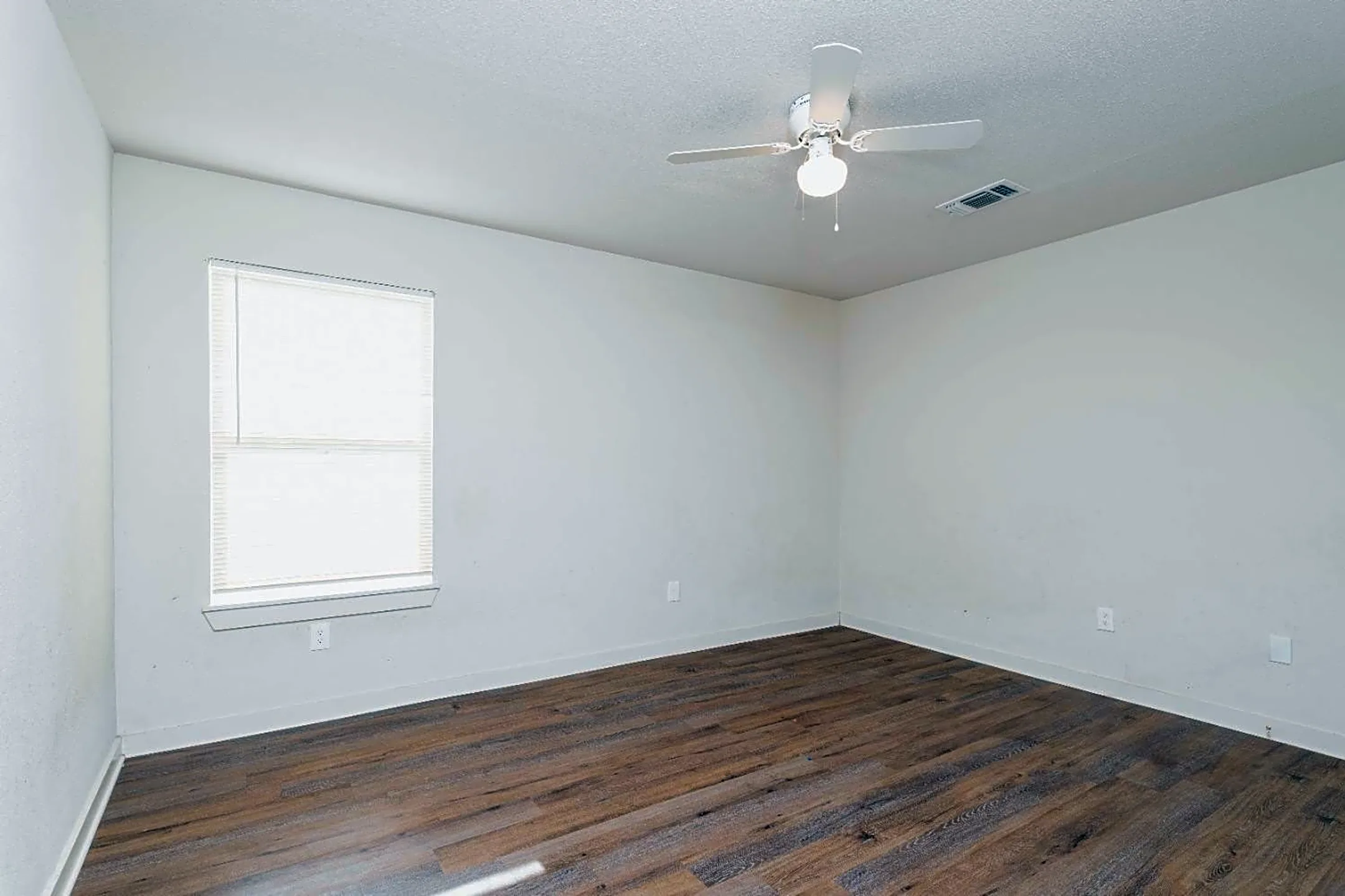 935 S 3rd St Slaton, TX Houses for Rent Rent.