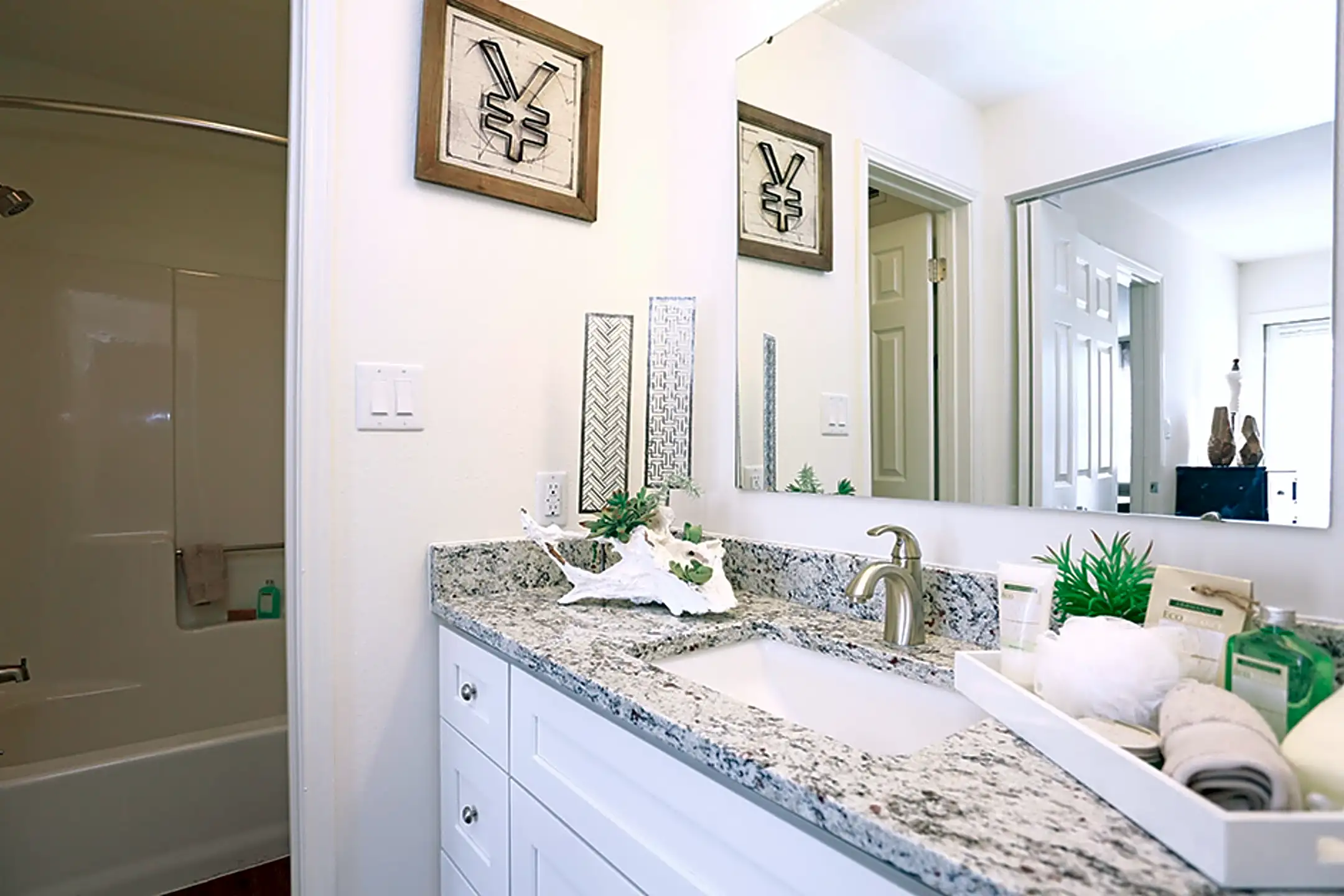 Gentry Square Apartments 1712 Gentry Square Ln Champaign, IL