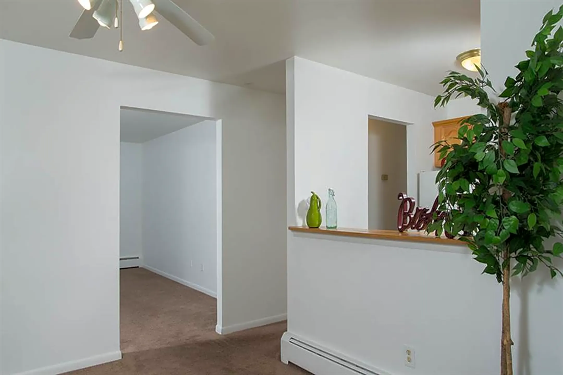Royal Gardens Apartments Kingston, NY 12401
