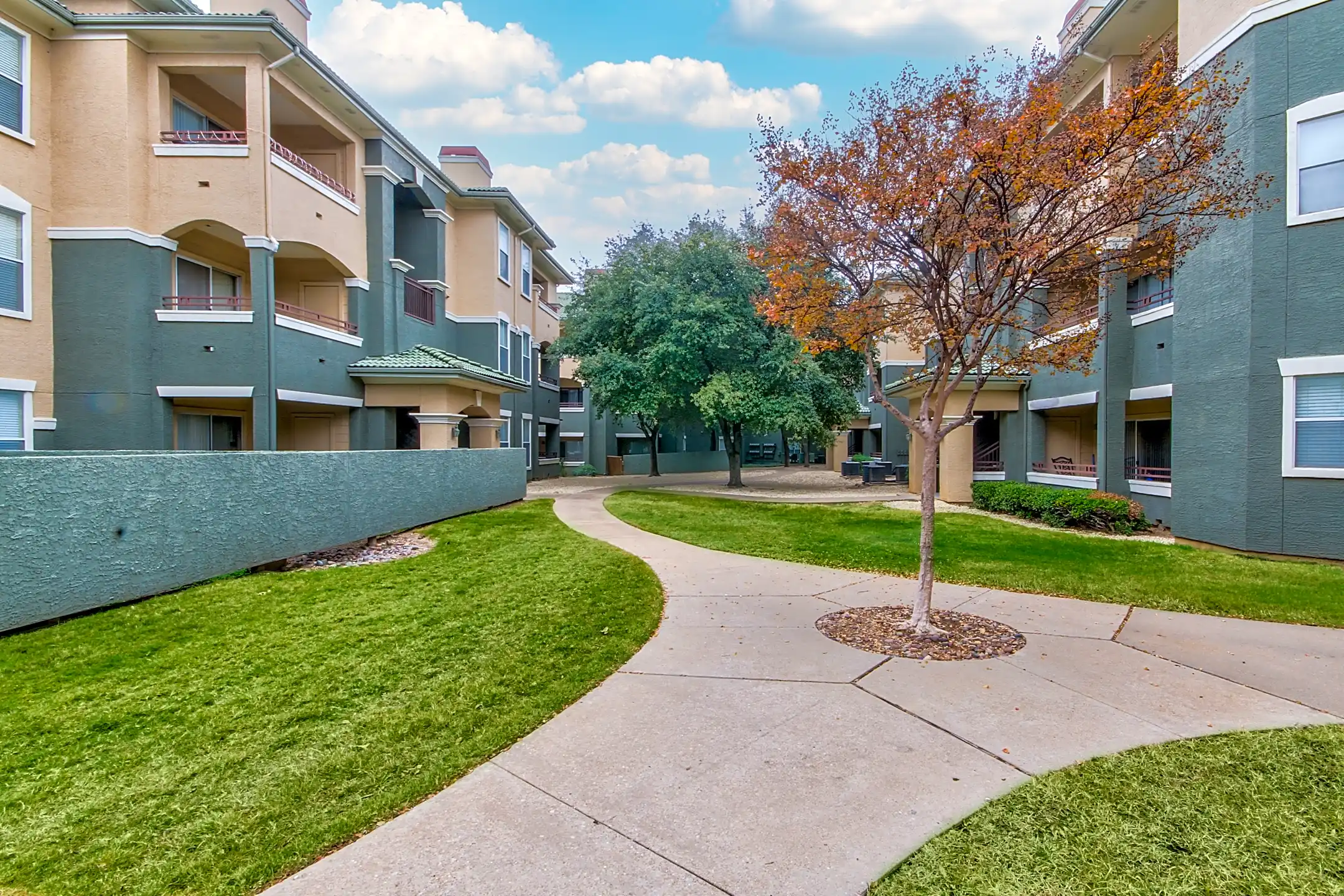 St. Laurent Apartment Homes Grand Prairie, TX 75050