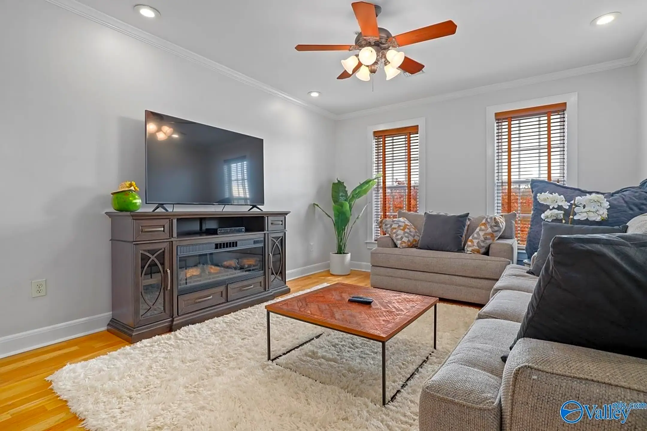 445 Providence Main St NW 304 Condos Huntsville, AL 35806