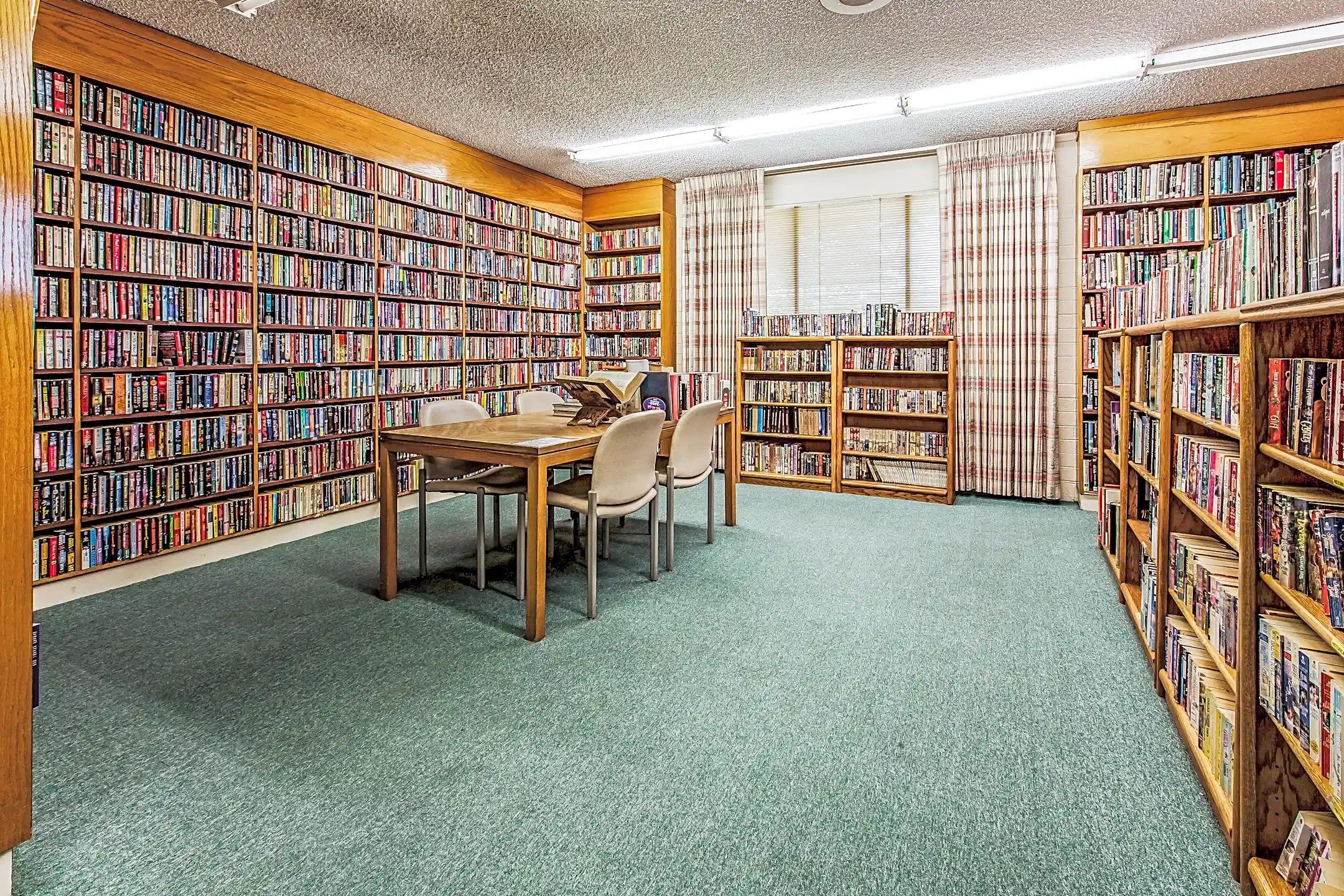 Phoenix Manor Senior Housing Phoenix, AZ 85009