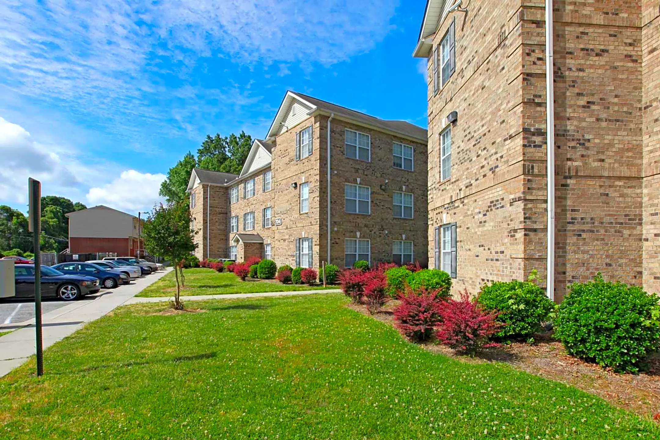 Greensboro Student Apartments