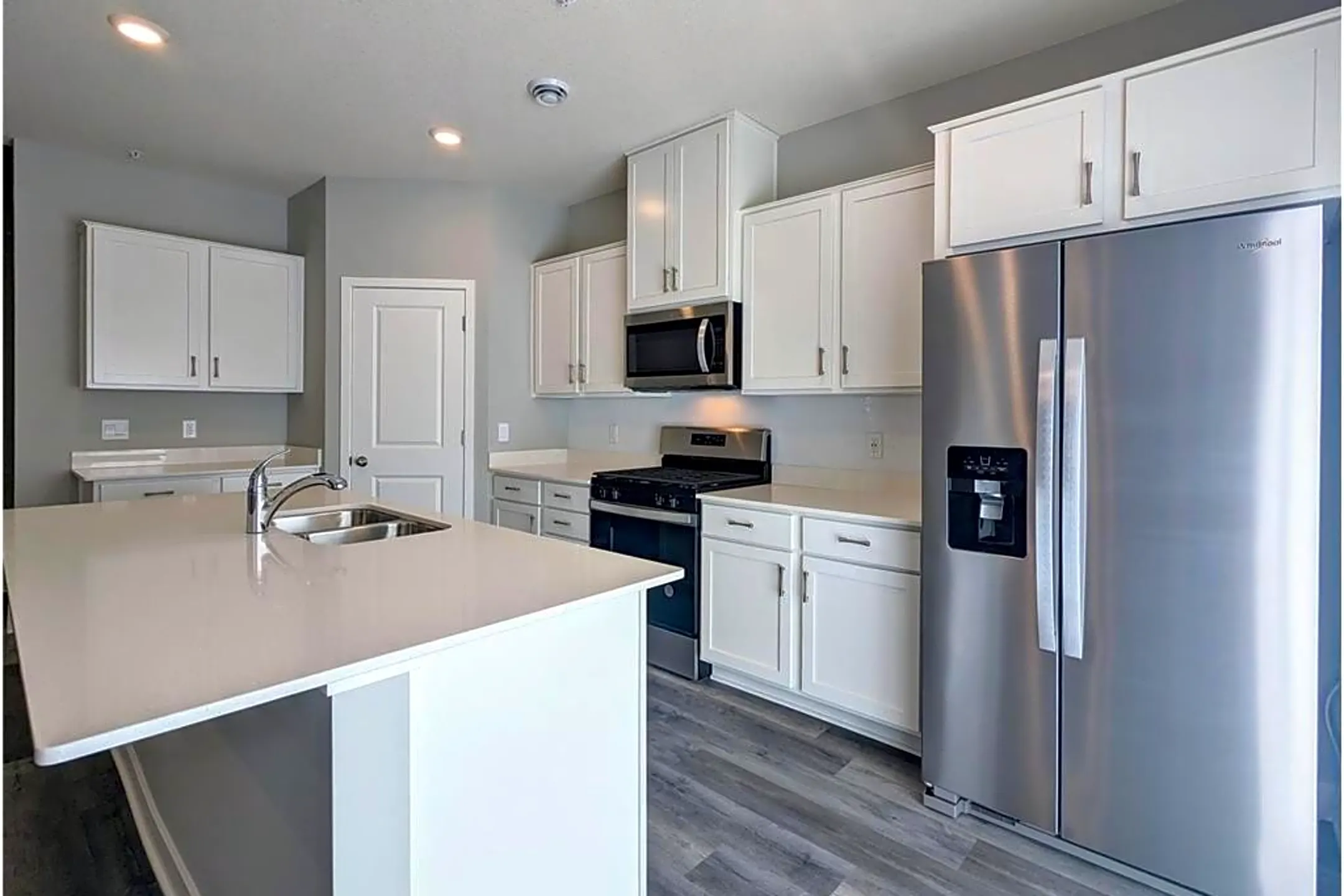 17092 Dysart Pl Lakeville, MN Townhomes for Rent Rent.