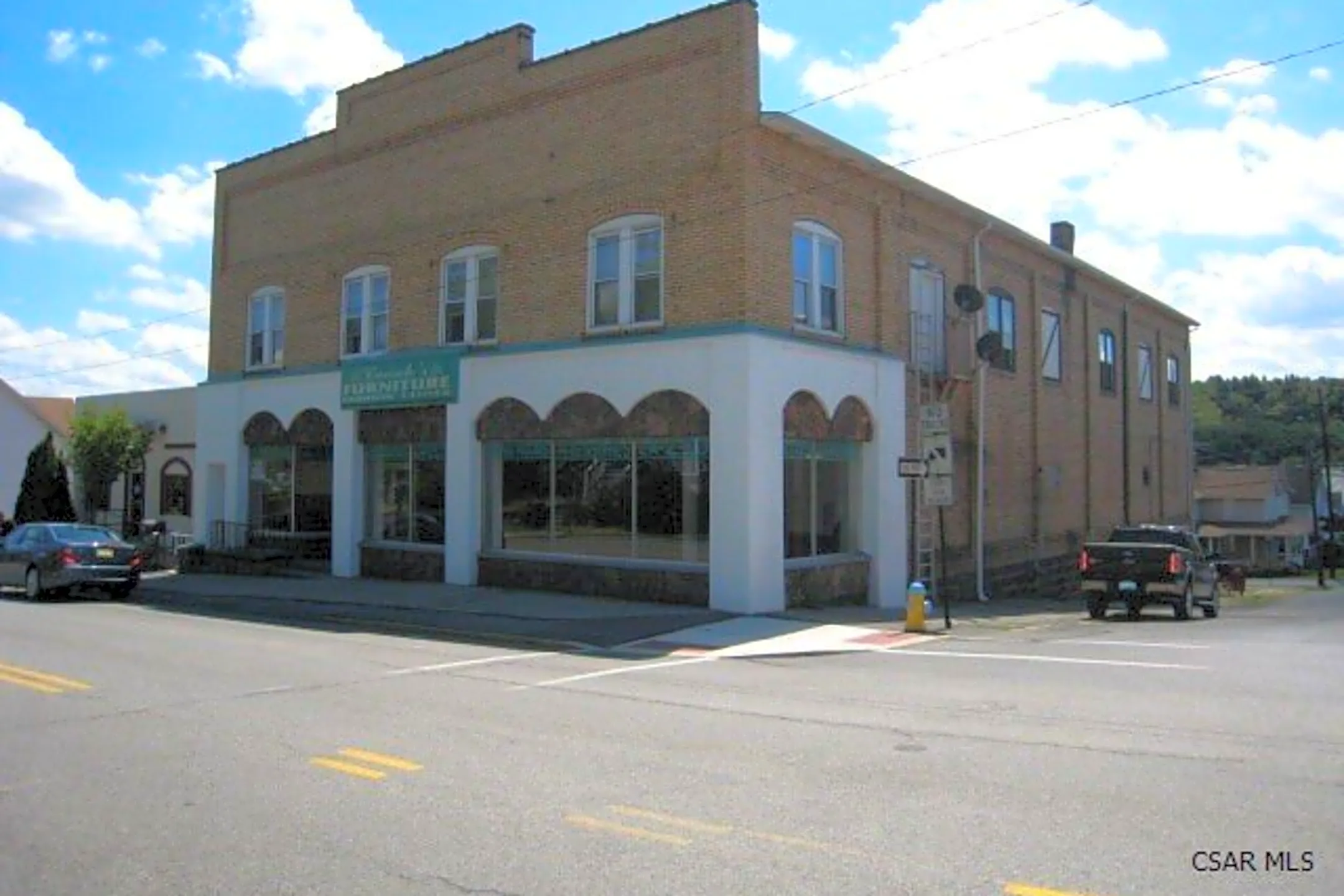 1000 Graham Ave Houses - Windber, PA 15963