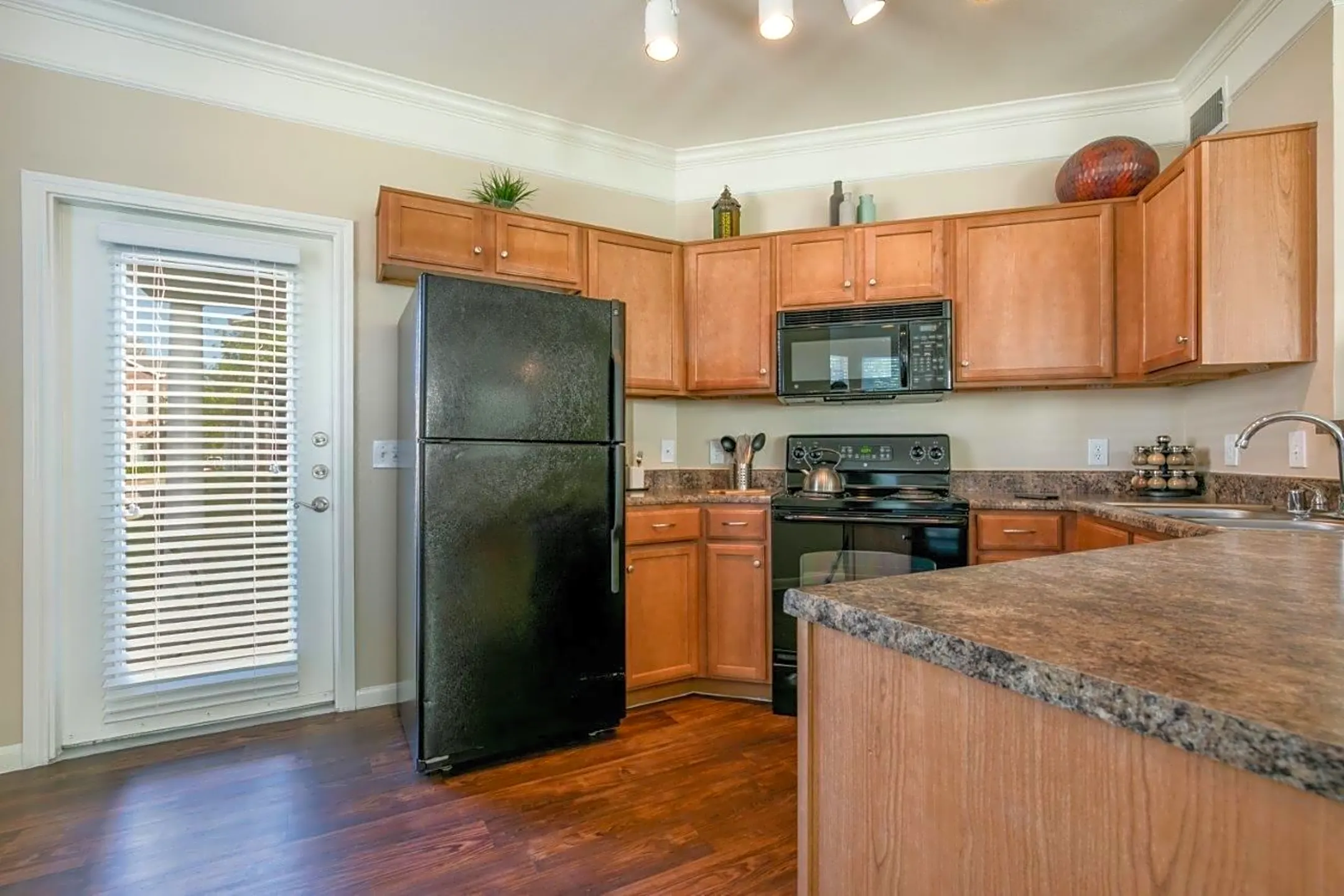 Villas At West Road 9500 West Rd Houston, TX Apartments for Rent