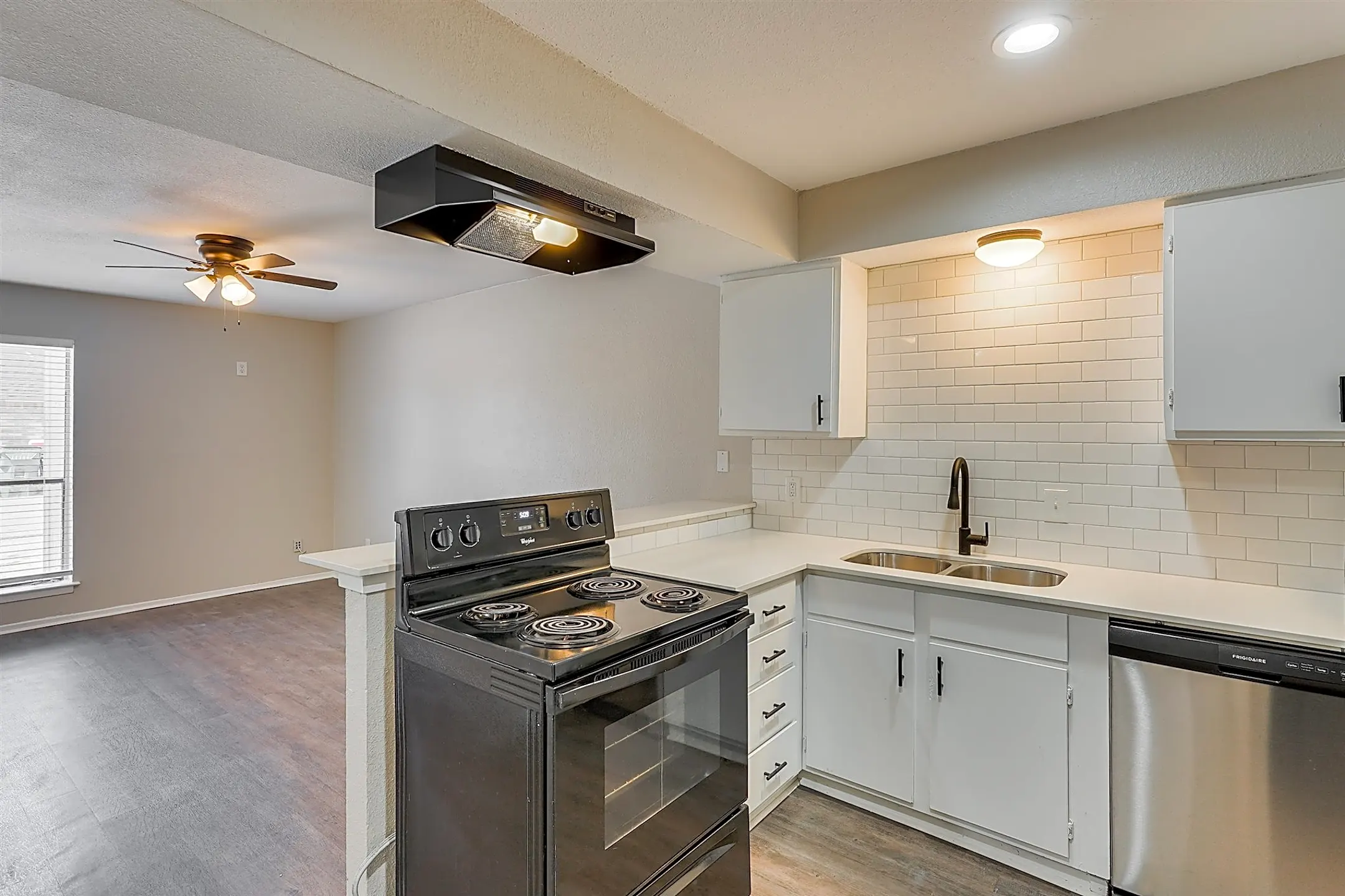 406 Noble Ave Apartments Everman, TX 76140