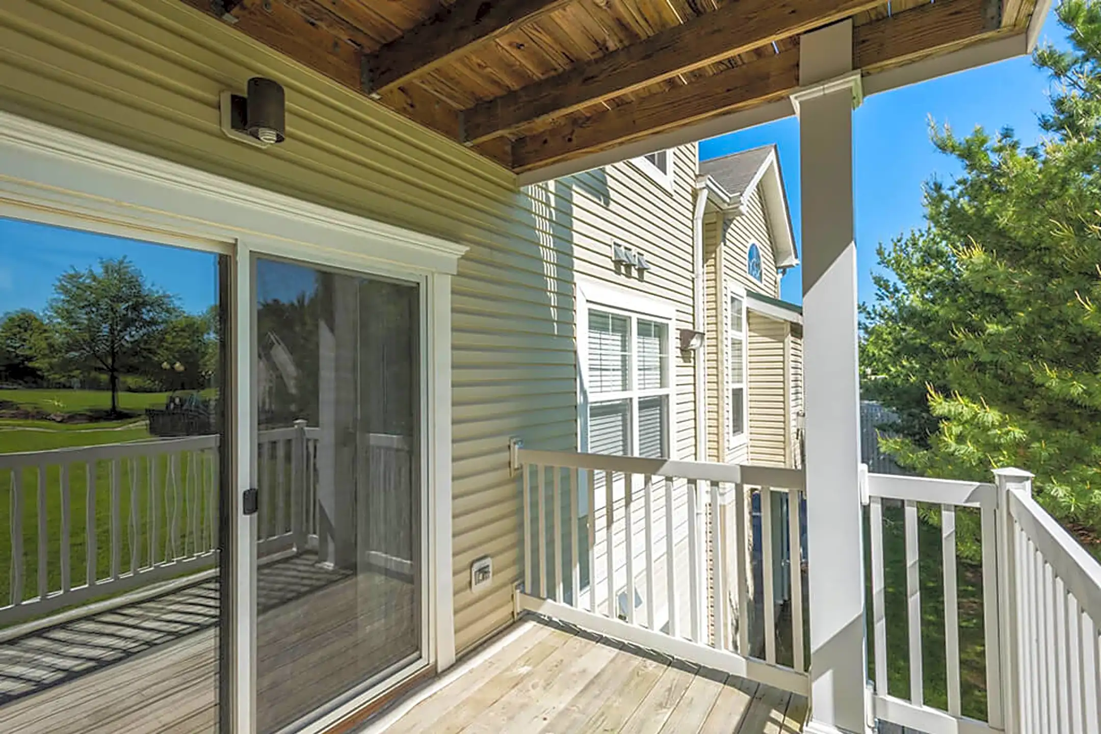 Owings Park Apartments - Owings Mills, MD 21117