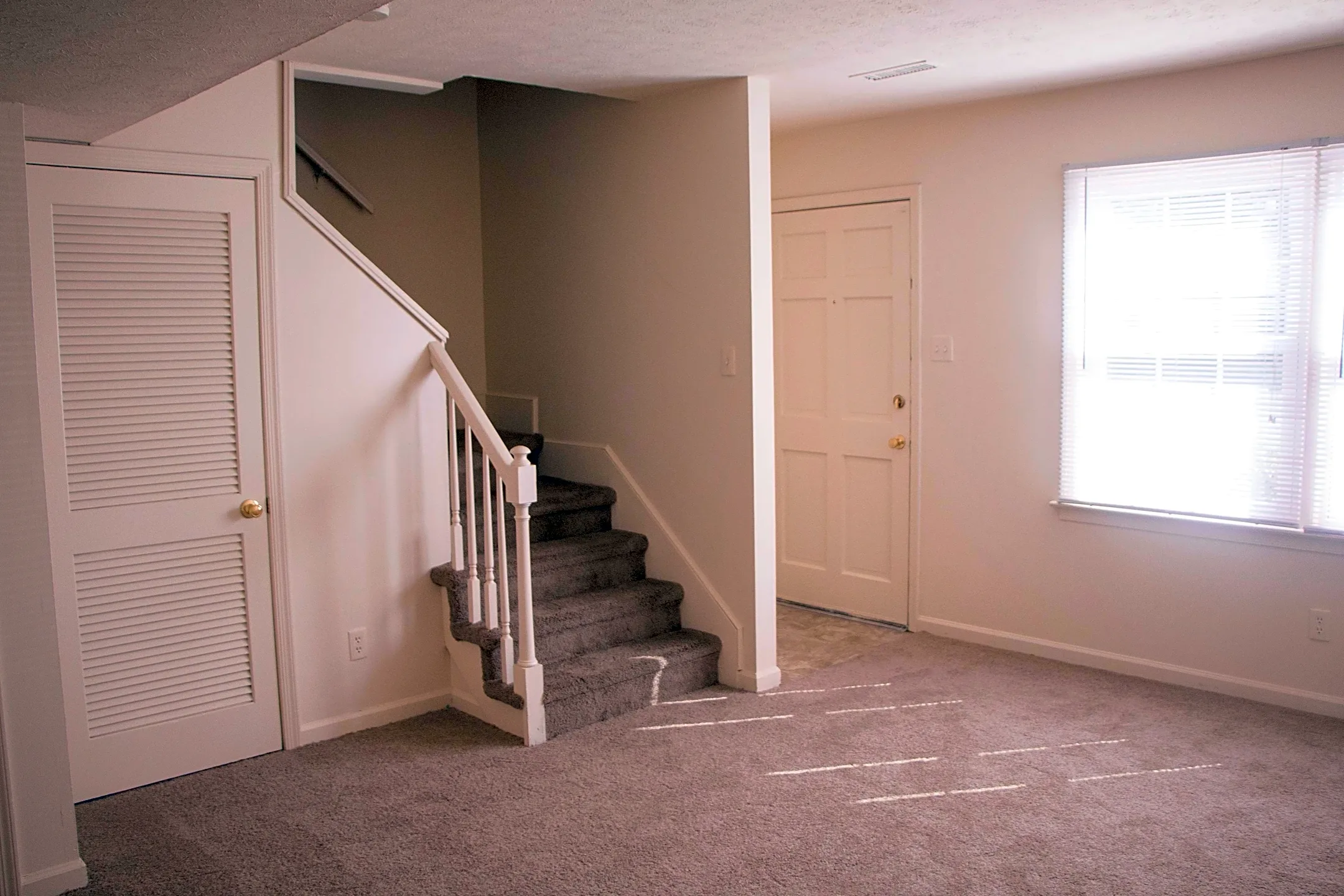 Oxford Square Townhomes 5035 Oxford St Lynchburg, VA Apartments for