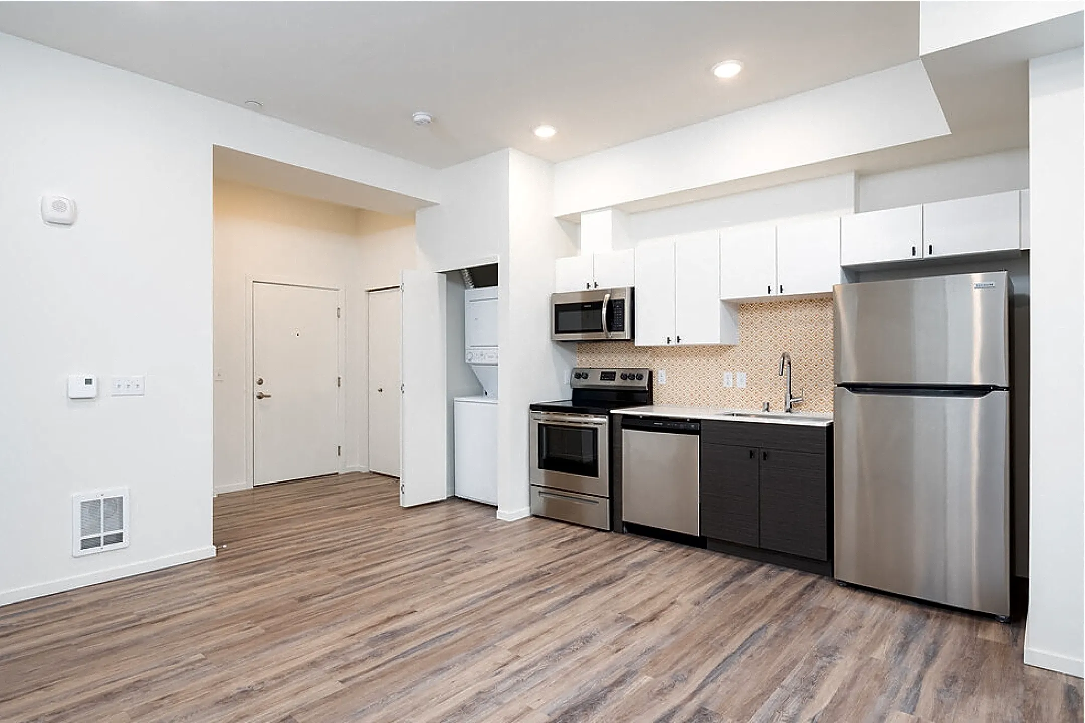 The Loop at Greenlake 407 NE 73rd St Seattle, WA Apartments for