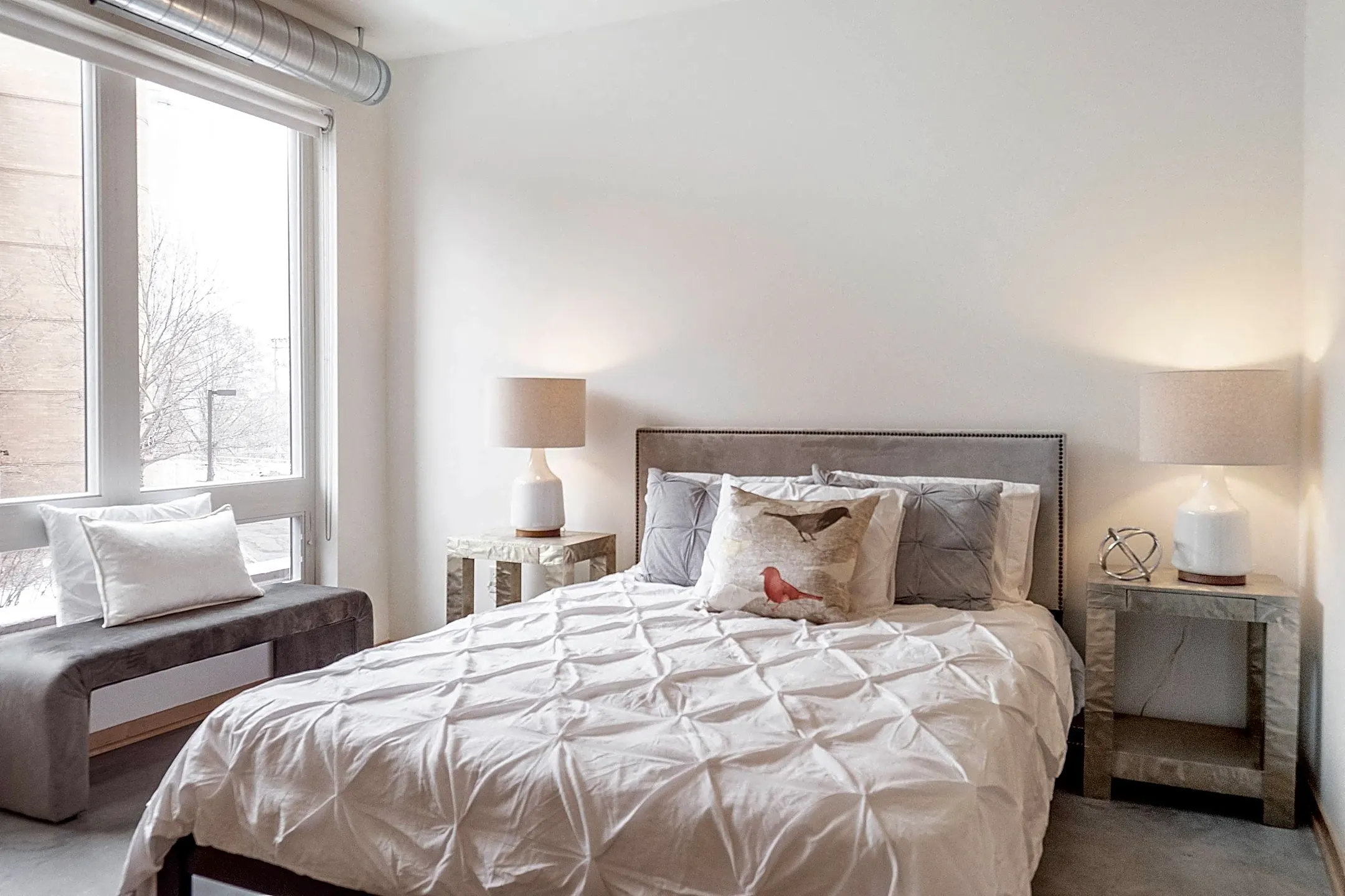 7 West Apartments 1800 Washington Ave S Minneapolis, MN Apartments