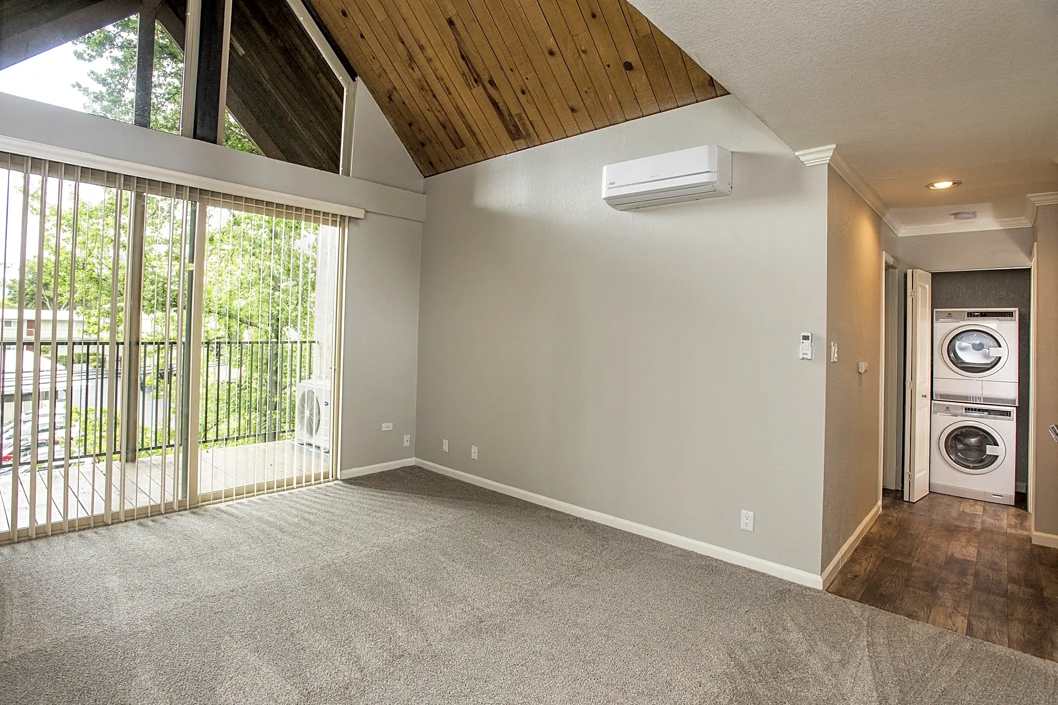 Trinity House 1812 Trinity Ave Walnut Creek, CA Apartments for Rent