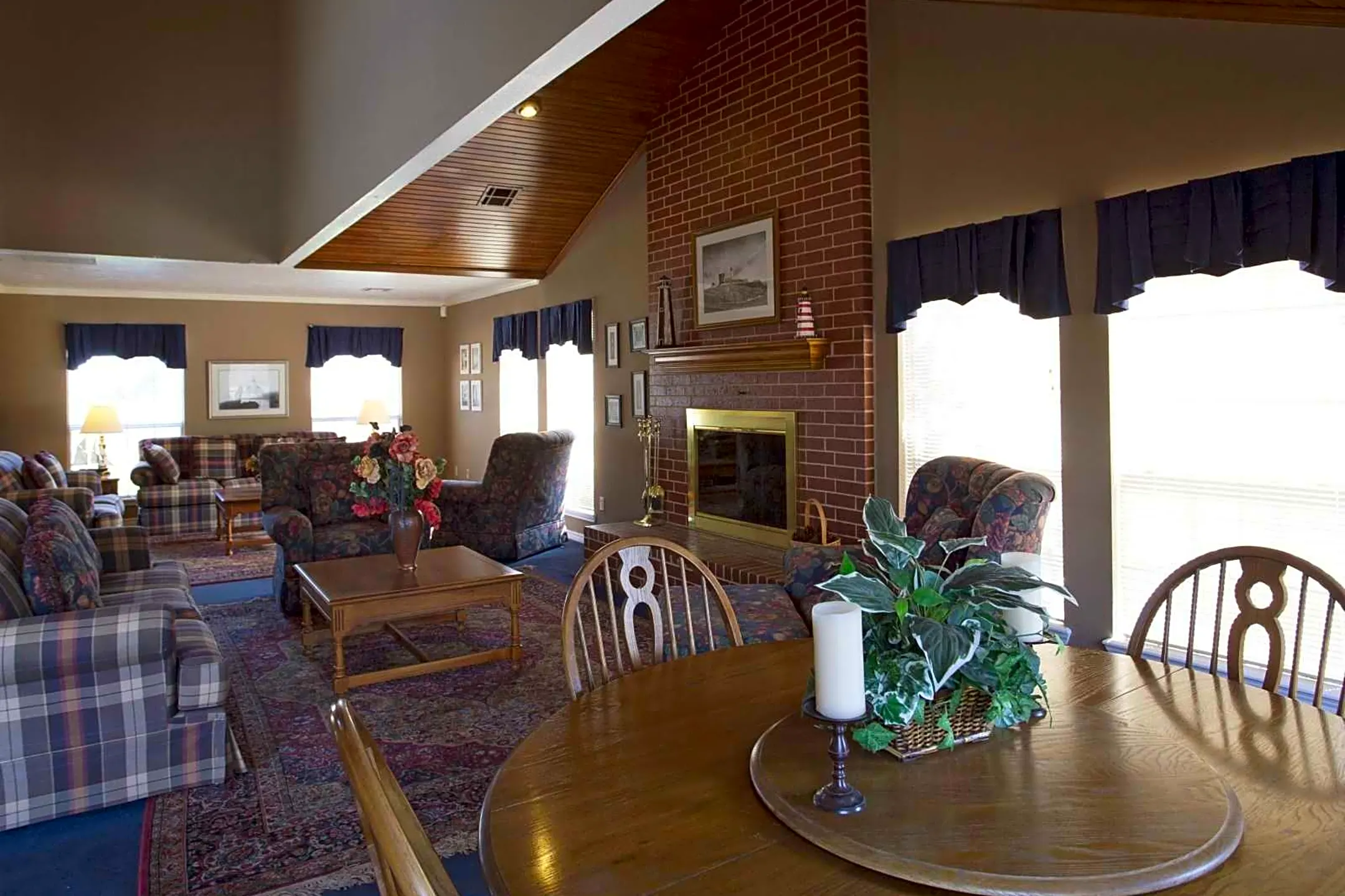 Clubhouse - Cape Cod Condominiums - Oklahoma City, OK