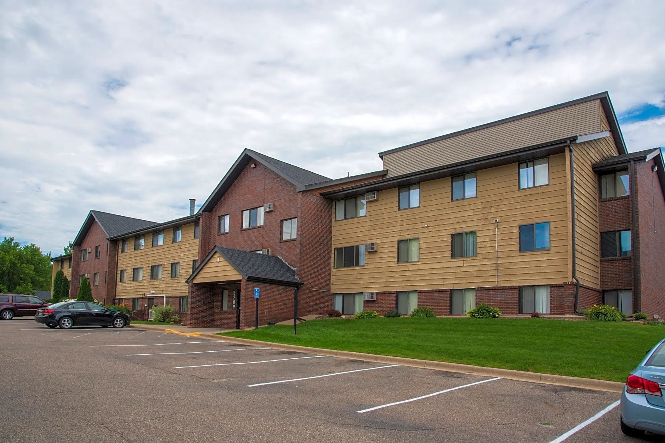 The Commons Inver Grove Heights, MN 55076