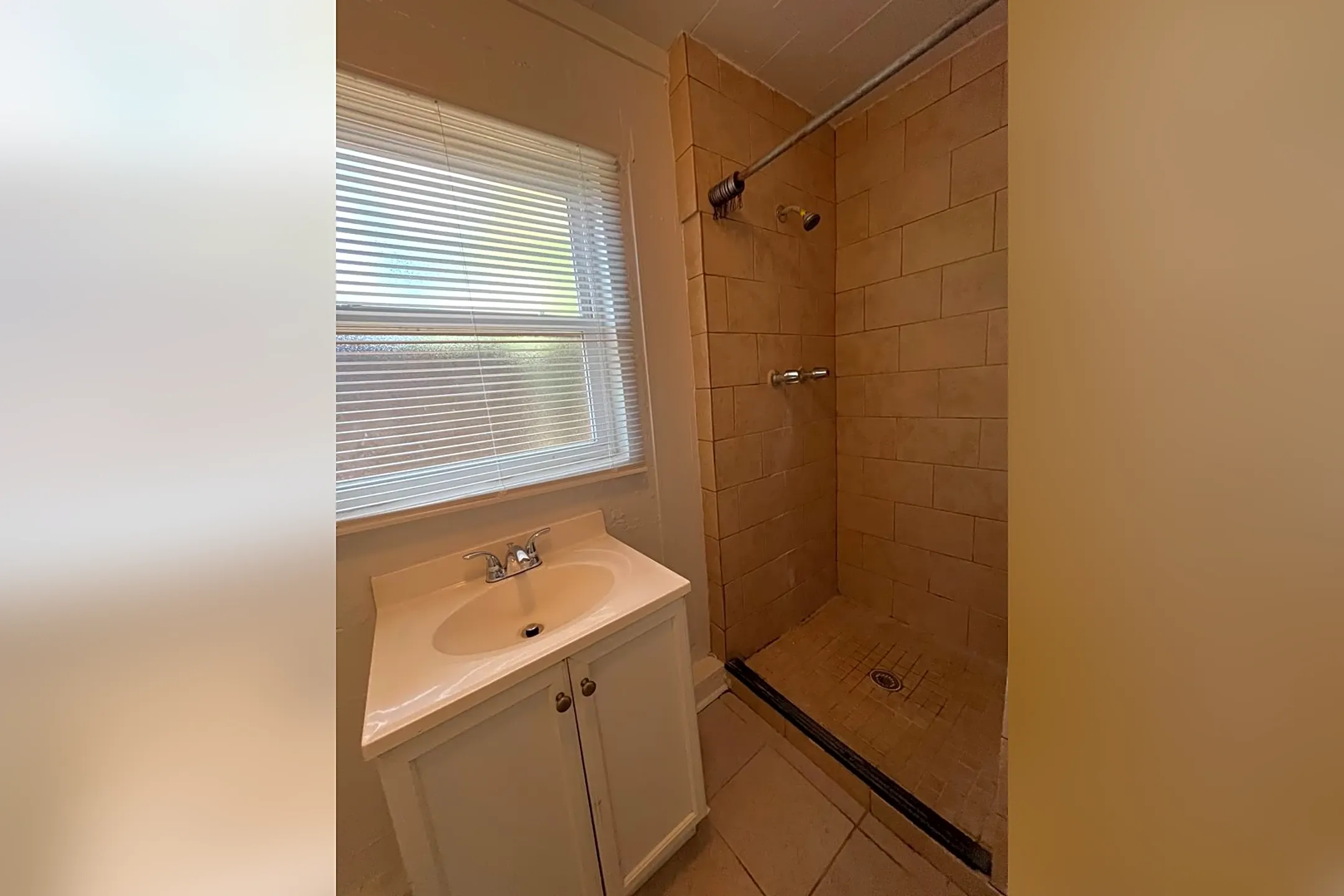 531 E Miracle Strip Pkwy Mary Esther, FL Houses for Rent Rent.