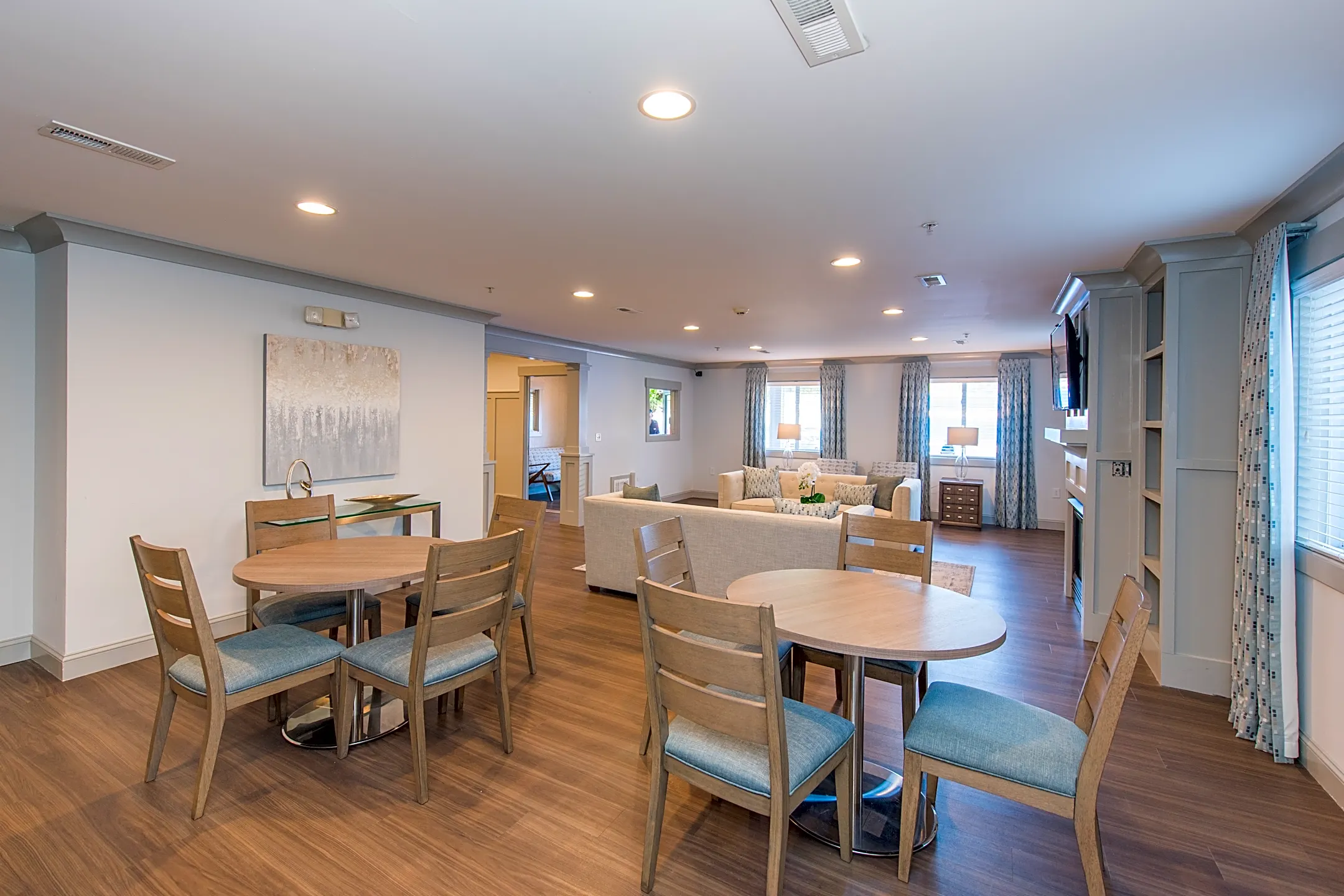 The Muse and Cottages at Town Center Senior (Age 55+) 4373 Bonney