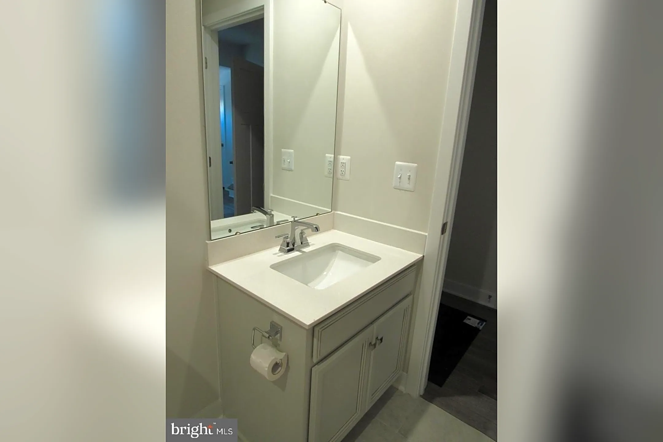 13951 Airfoil Rd Condos Herndon, VA 20171