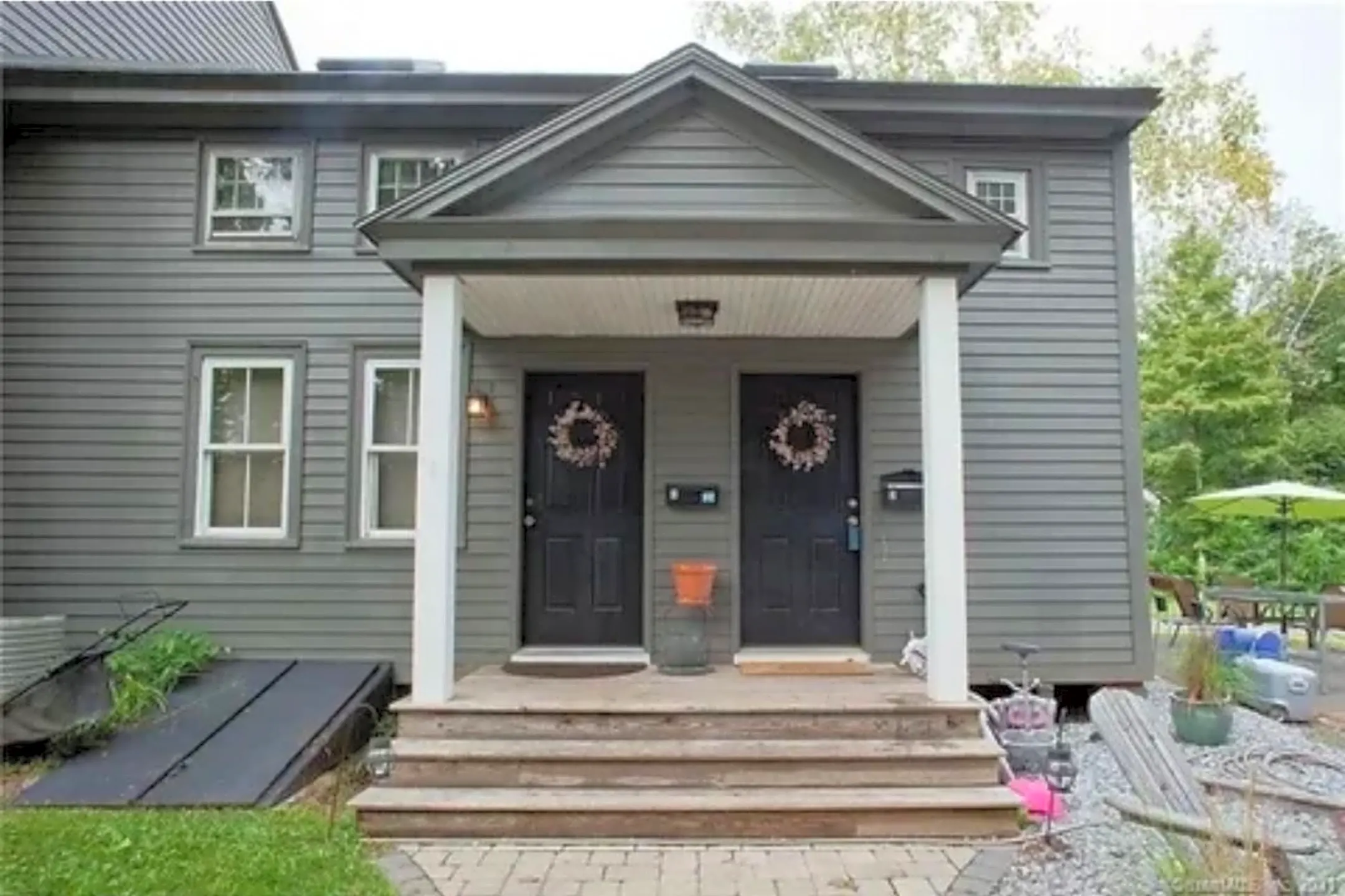 432 S Main St 432 S Main St unit 1st Suffield, CT Houses for Rent