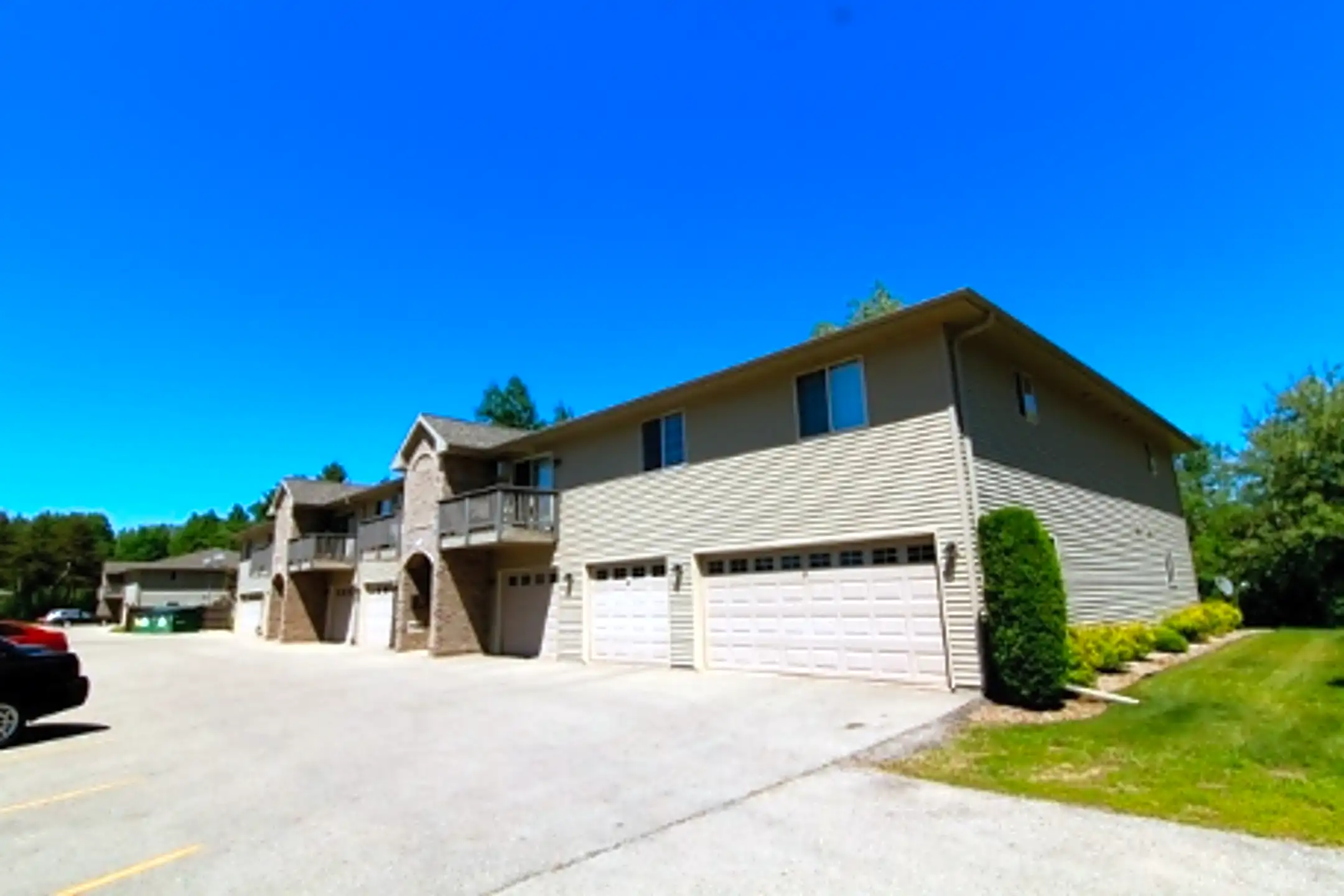 The Meadows Apartments 3220 Mary St WI Apartments for