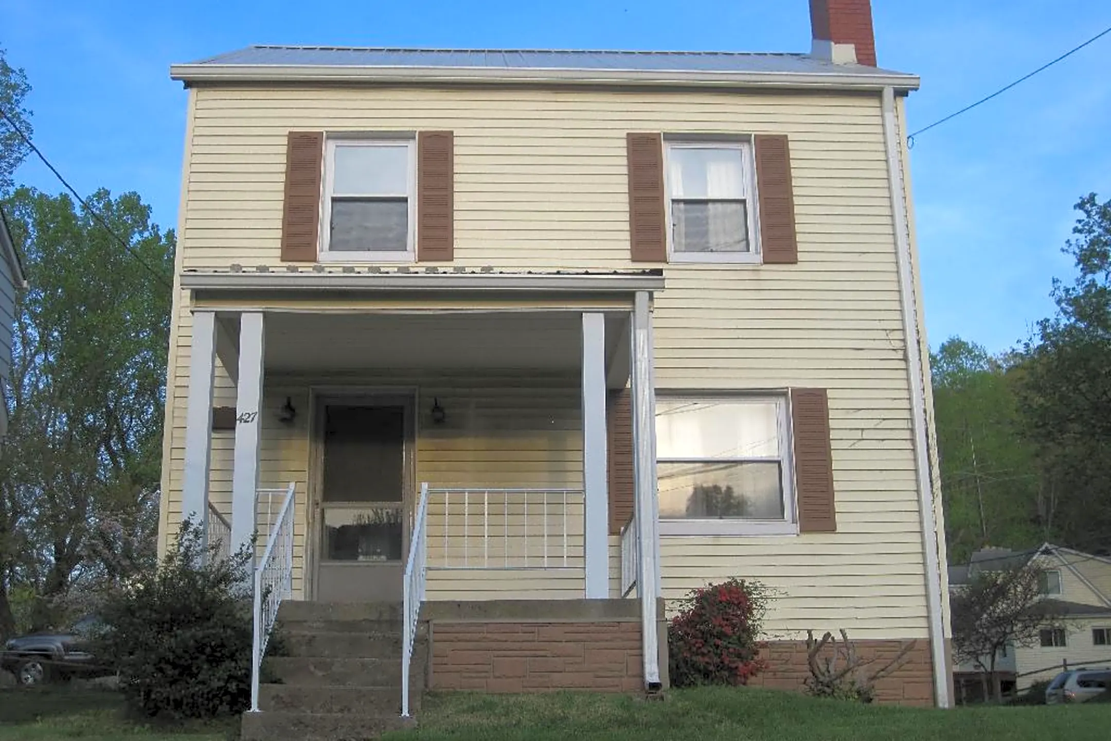 427 Montrose Dr Houses South Charleston, WV 25303