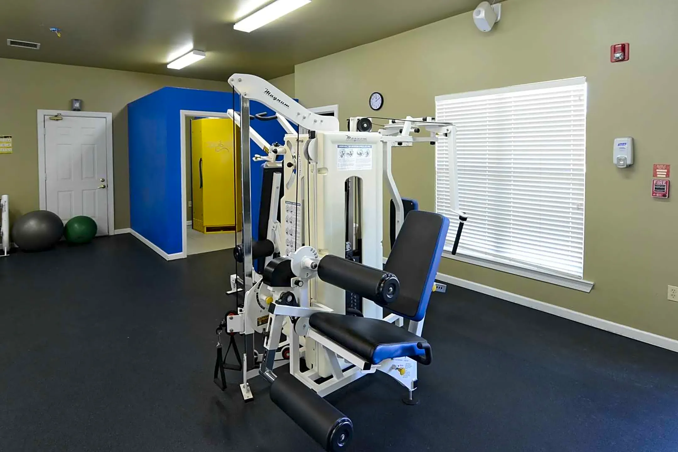 Fitness Weight Room - Cape Trails - Cape Girardeau, MO