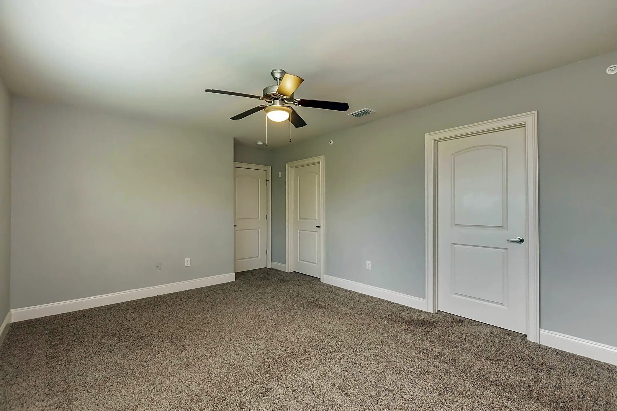 The Grand Reserve at Spring Hill Apartments - Spring Hill, TN 37174