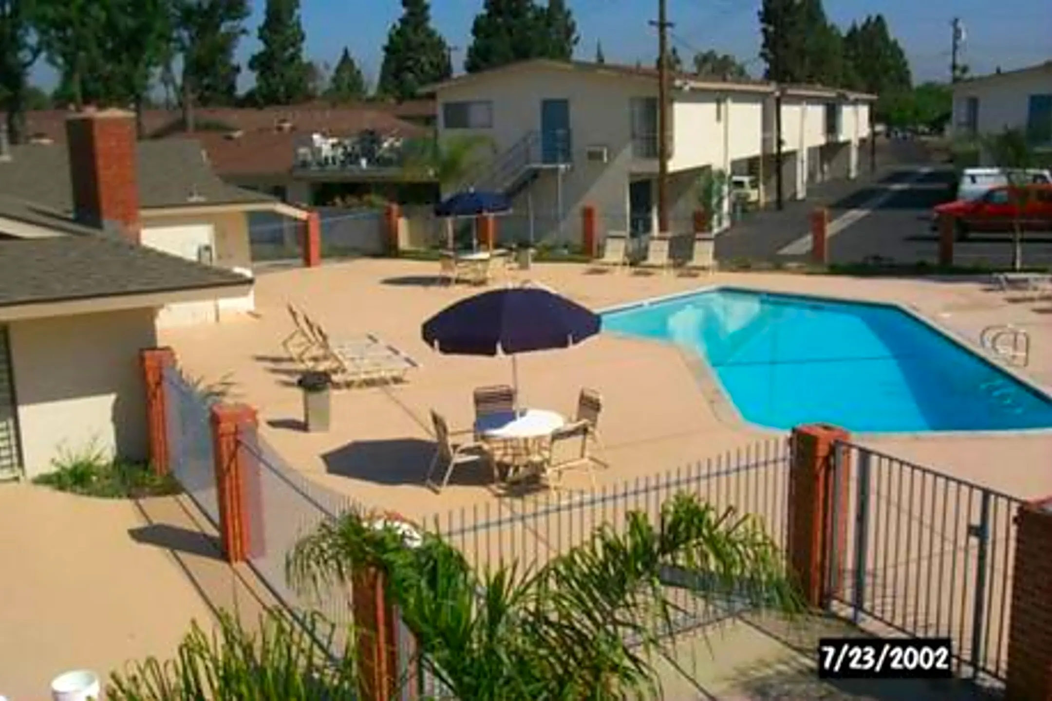 Pool - Arroyo Vista Apts - Garden Grove, CA