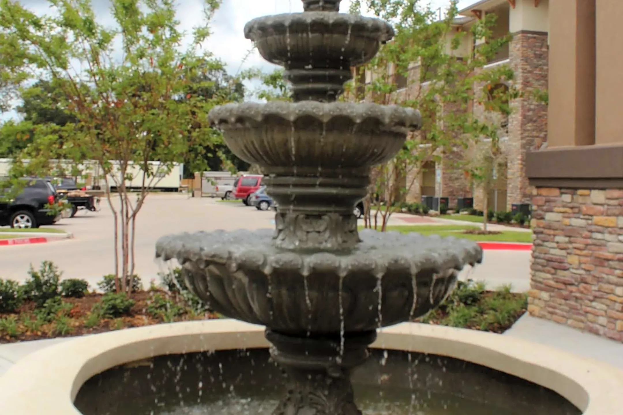 The Crossing Apartments - Beaumont, TX 77708