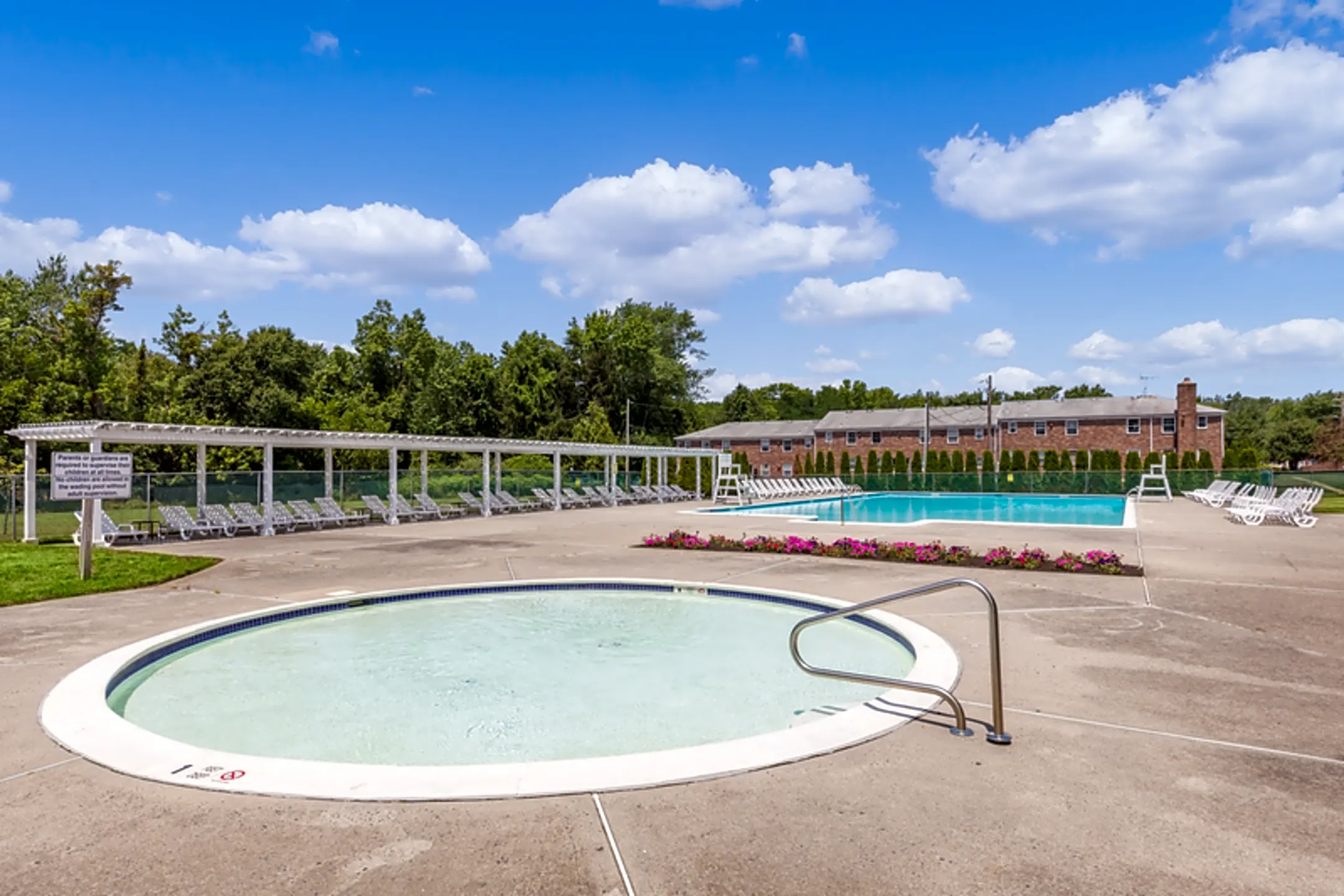 Middlebrook at Monmouth - 816 Deal Rd | Ocean Township, NJ Apartments 