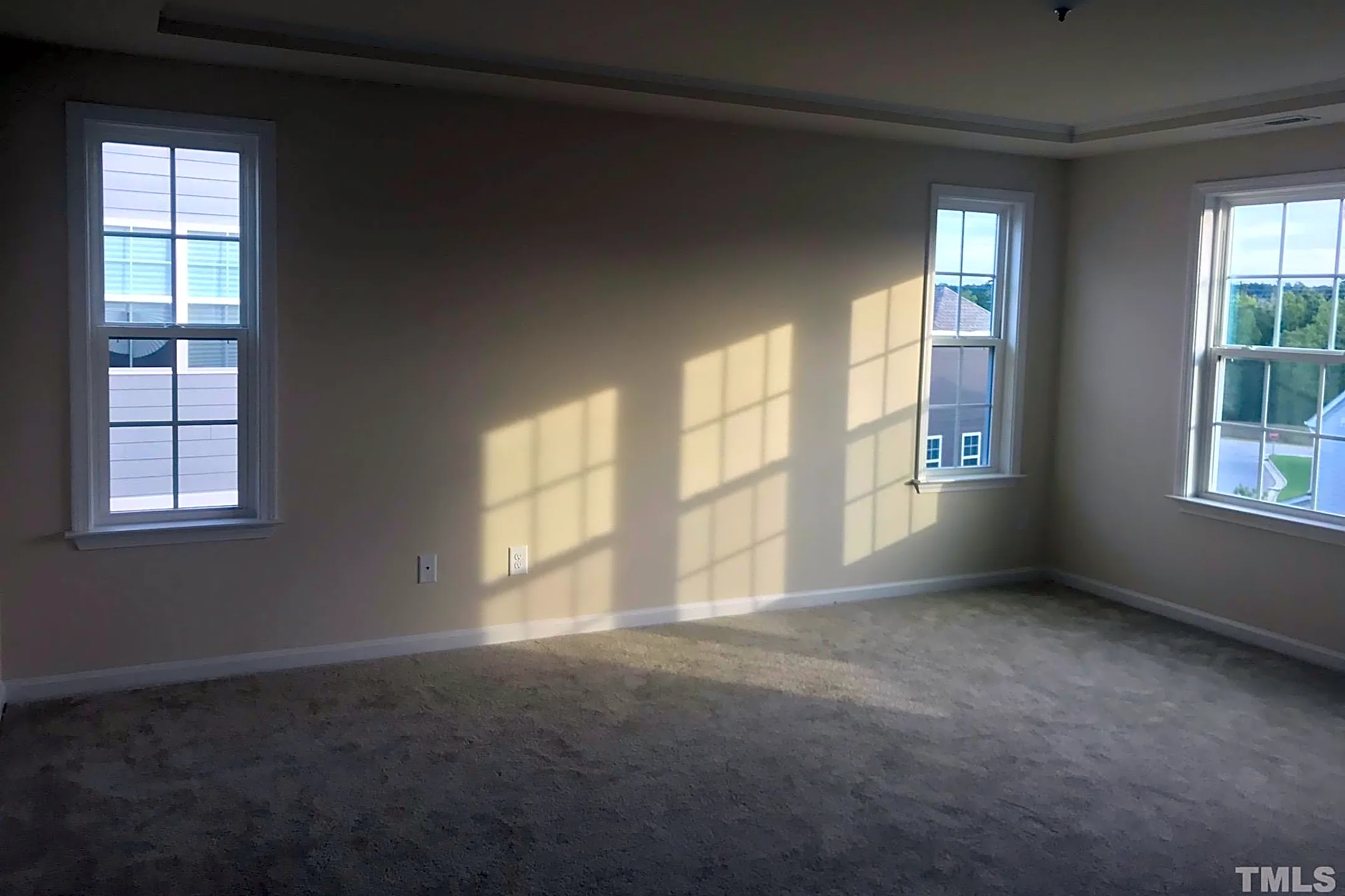 2413 Fillmore Hall Ln Houses Apex, NC 27523