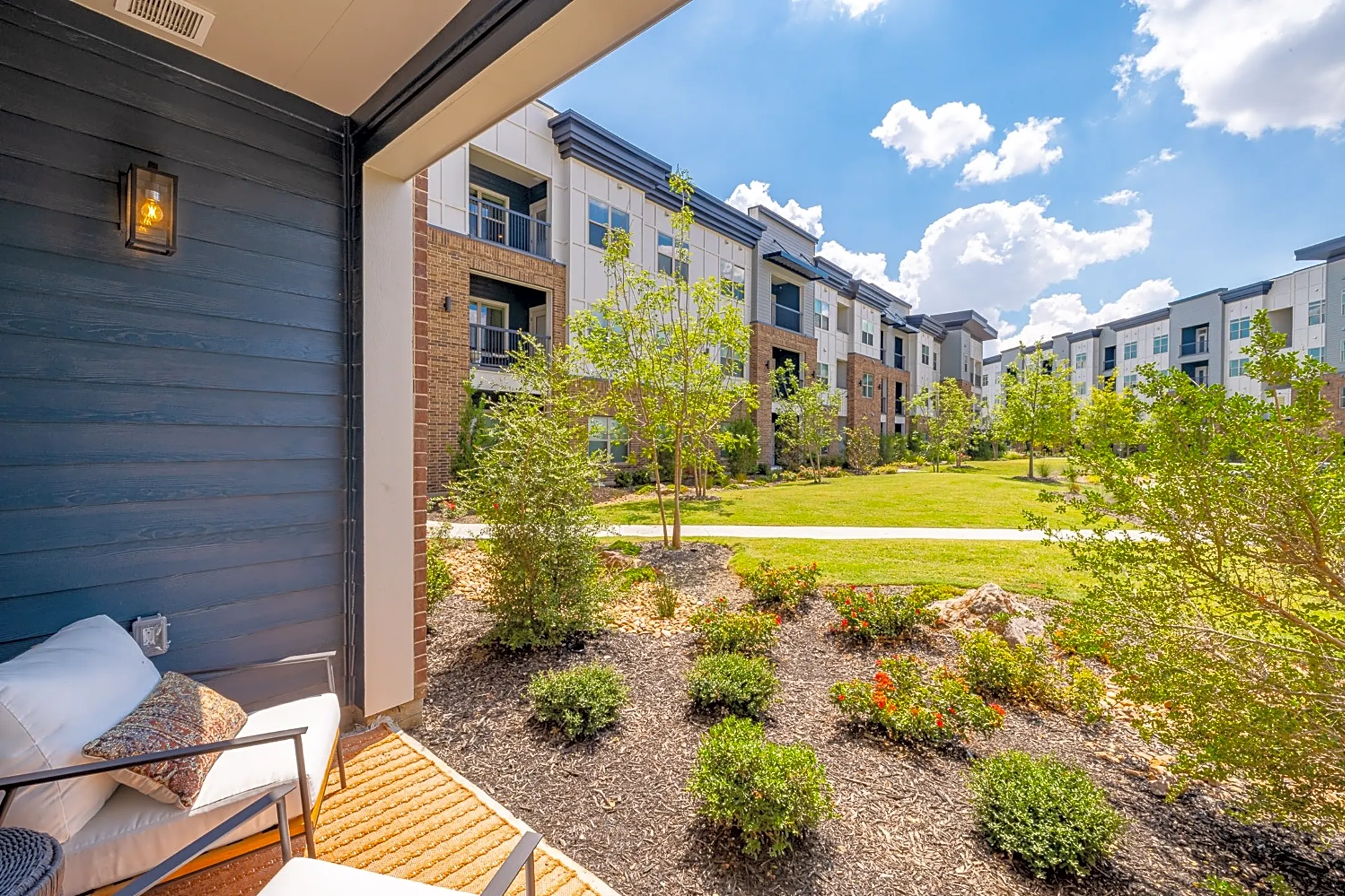 Forena Revelstoke 950 Spanish Needle Trail Fort Worth, TX Apartments for Rent Rent.