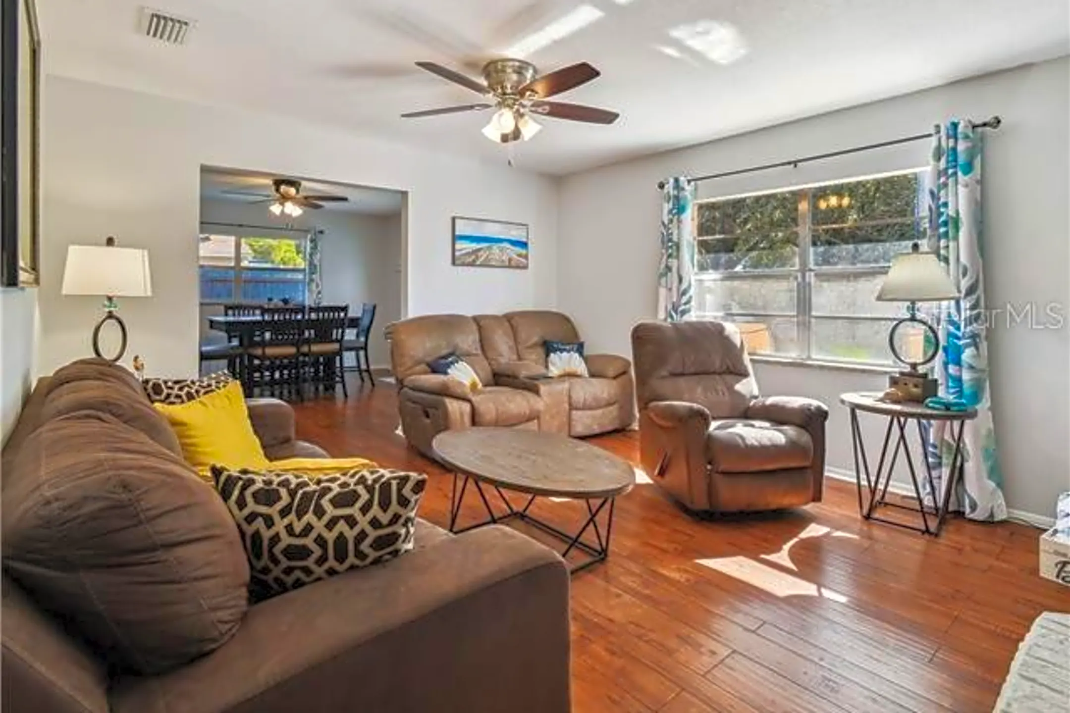 Living Room - 1510 Illinois Ave - Palm Harbor, FL