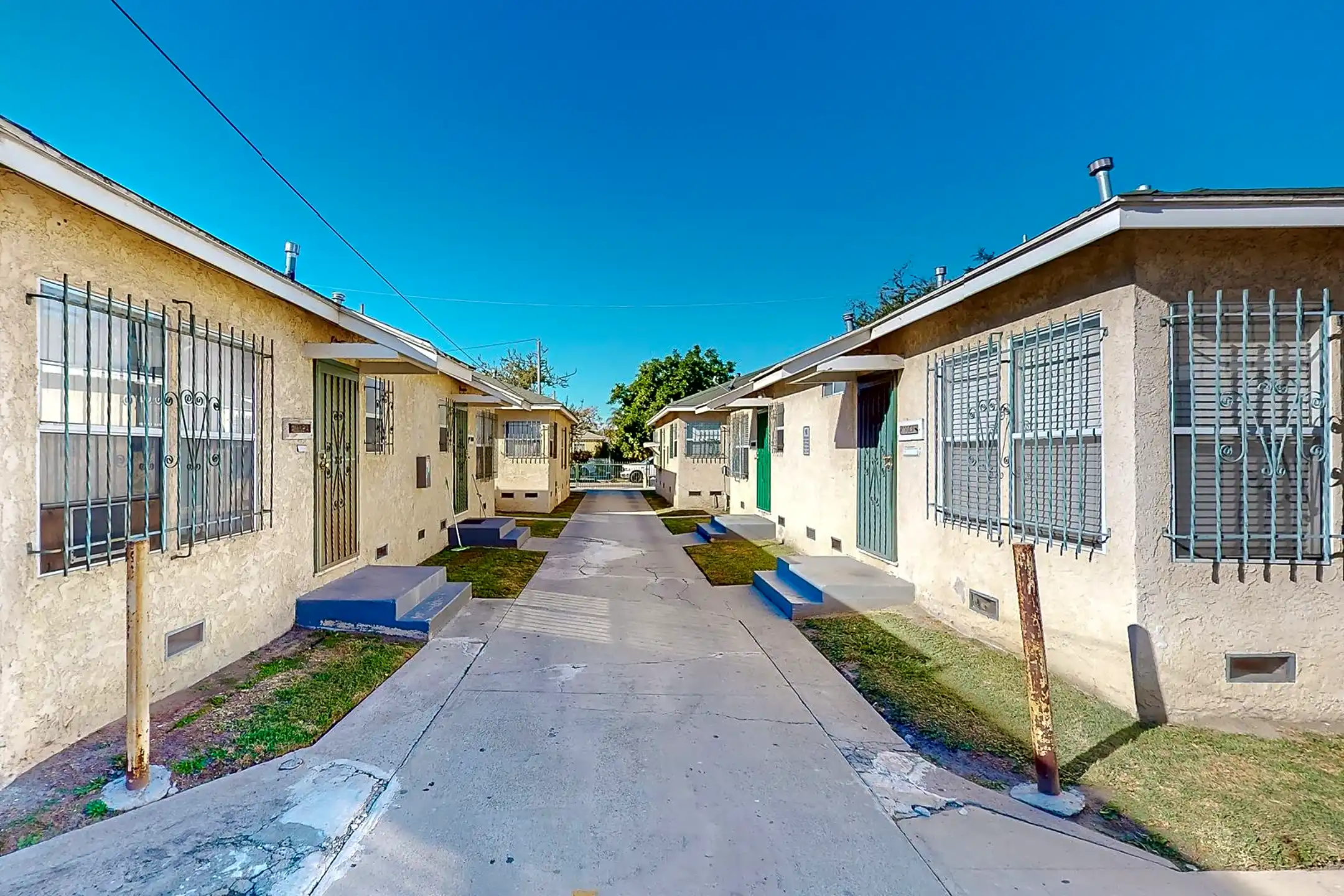 1000 N Sloan Ave 1000 N Sloan Ave unit 1004A Compton, CA Houses