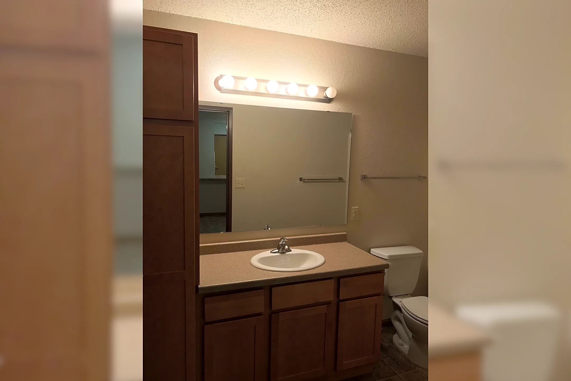 Bathroom - Legacy South Apartments - Fargo, ND