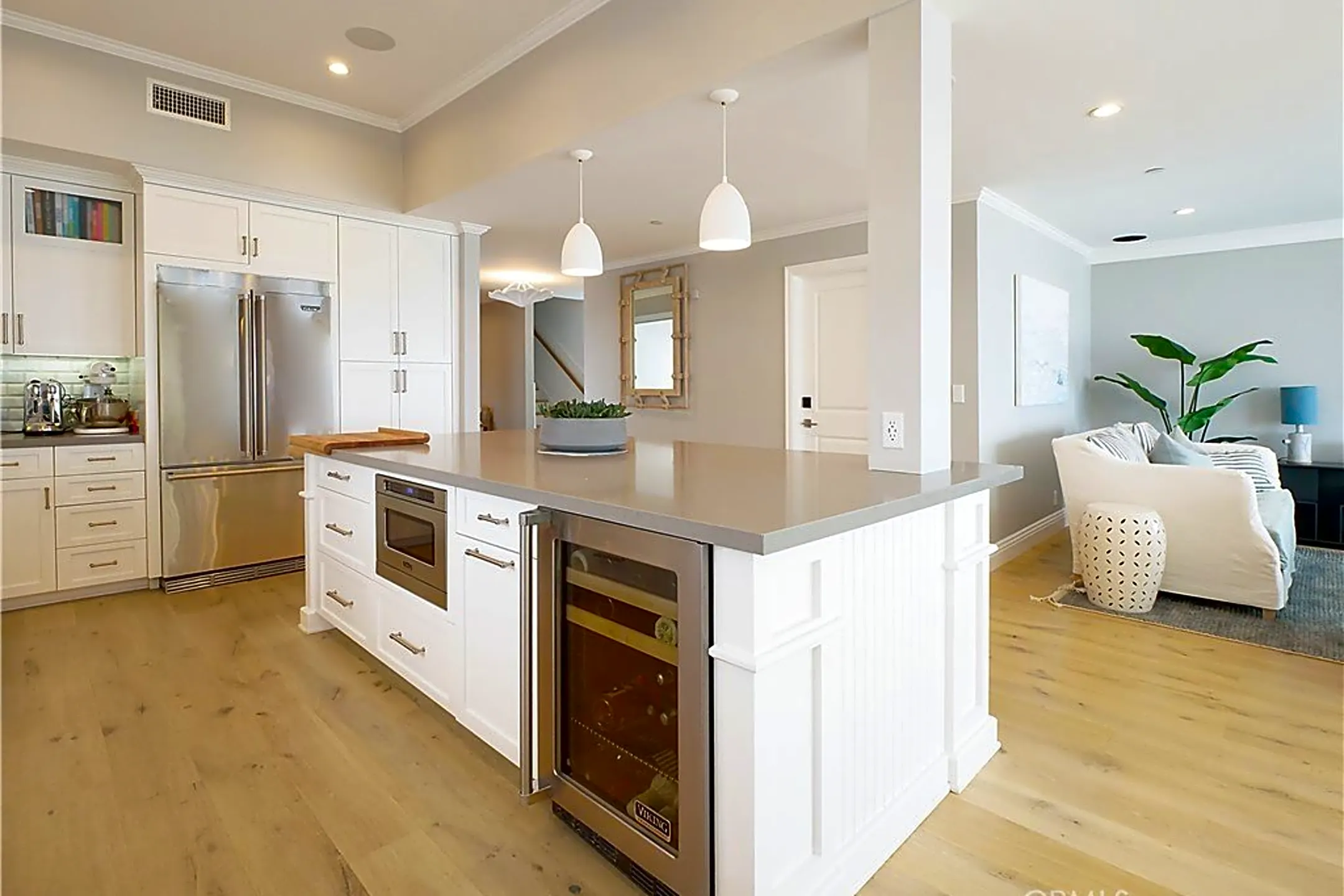 808 The Strand Townhomes Manhattan Beach, CA 90266