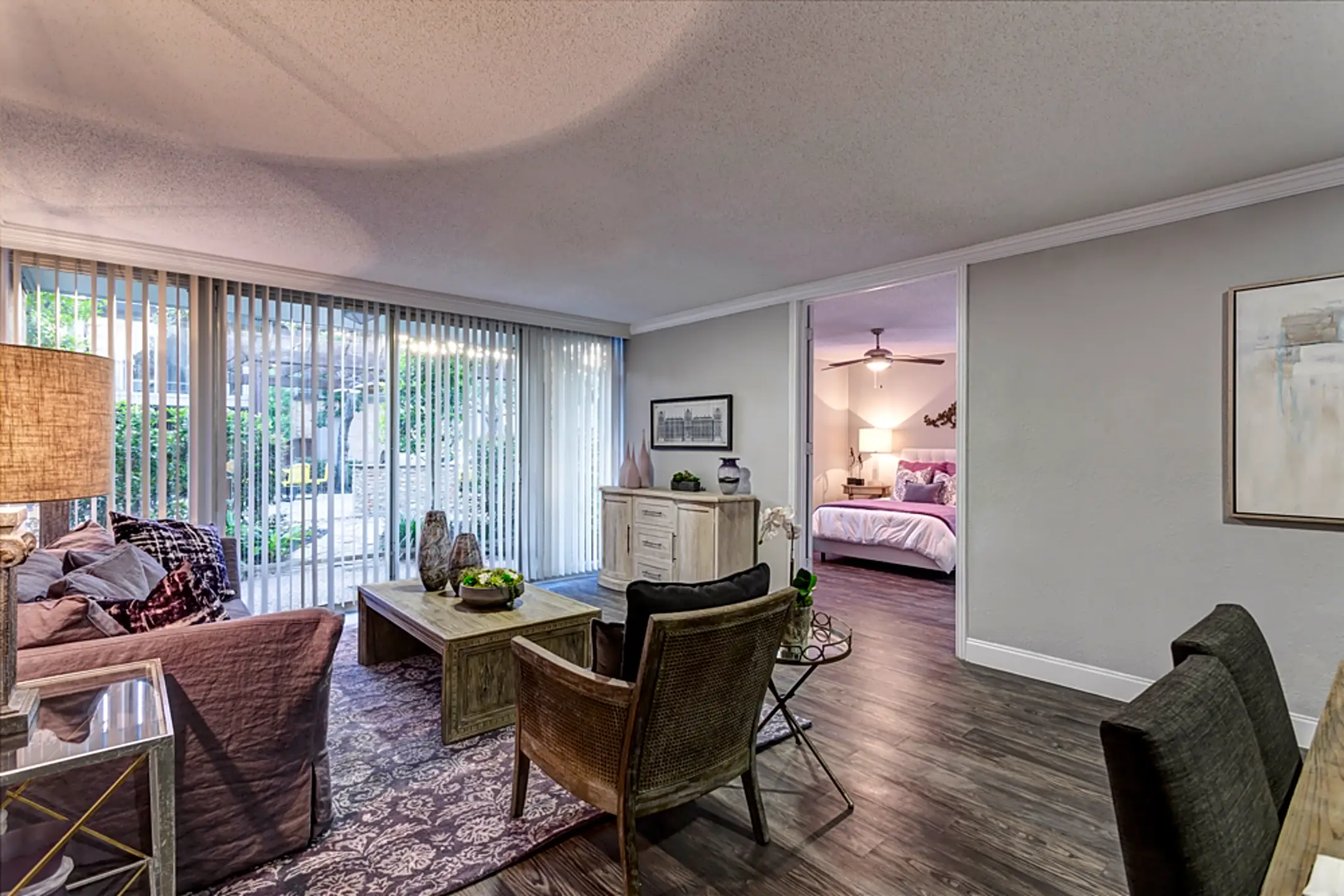 Chateaux Dijon Apartments Houston, TX 77056