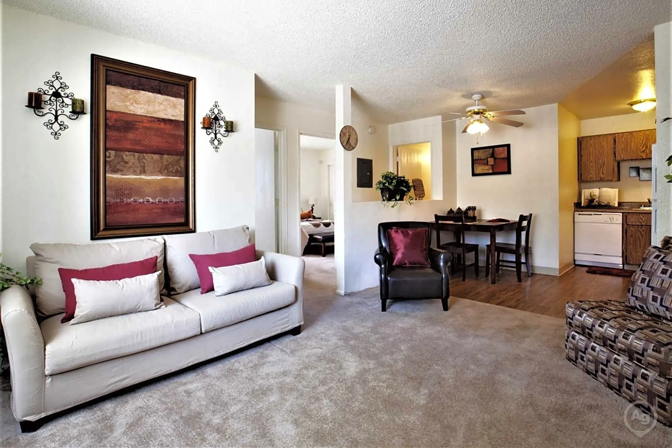 Living Room - Fountain Oaks - Phoenix, AZ