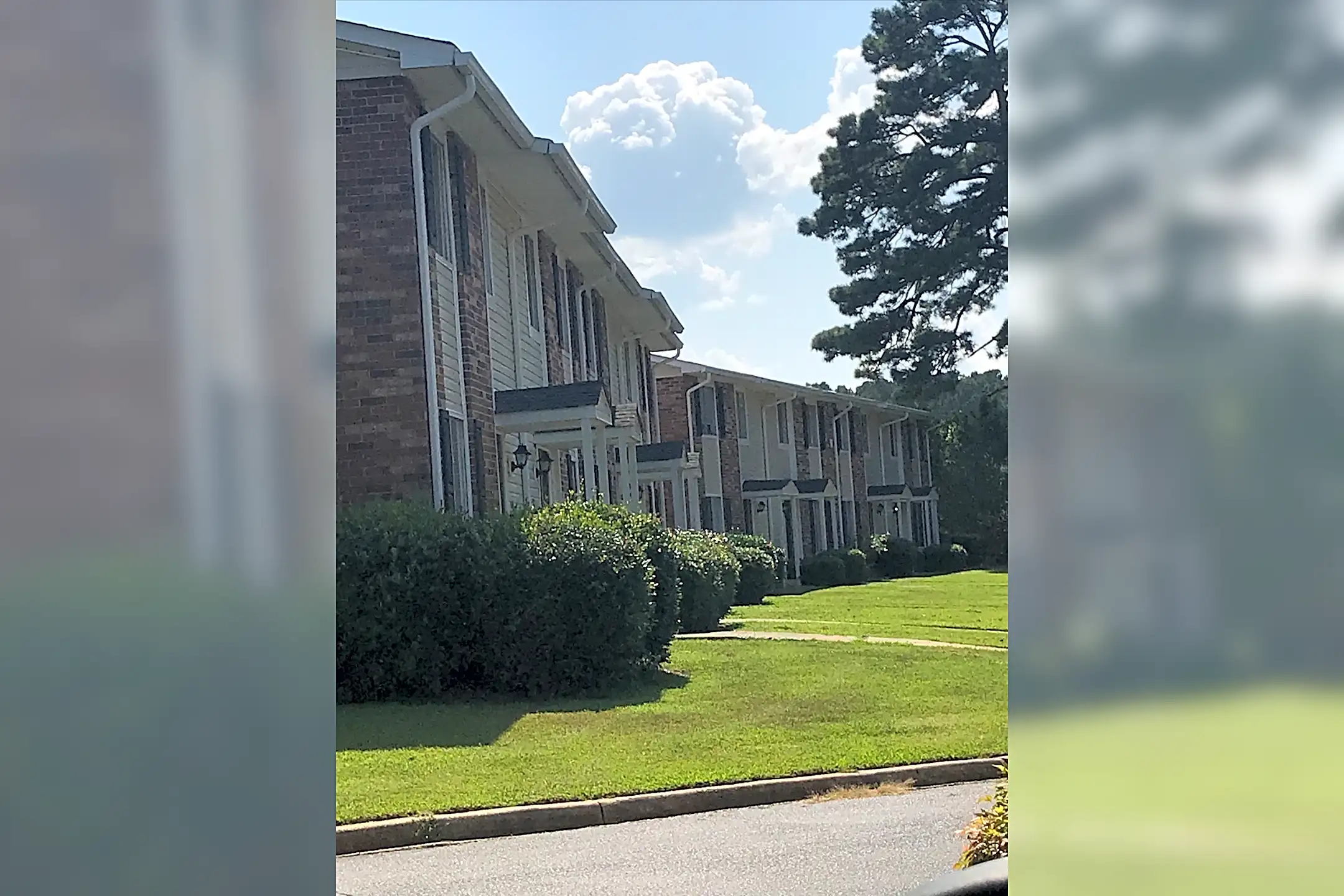 Amber Chase Townhomes and Apartments 751 Northside Dr E Greenwood, SC for Rent Rent.