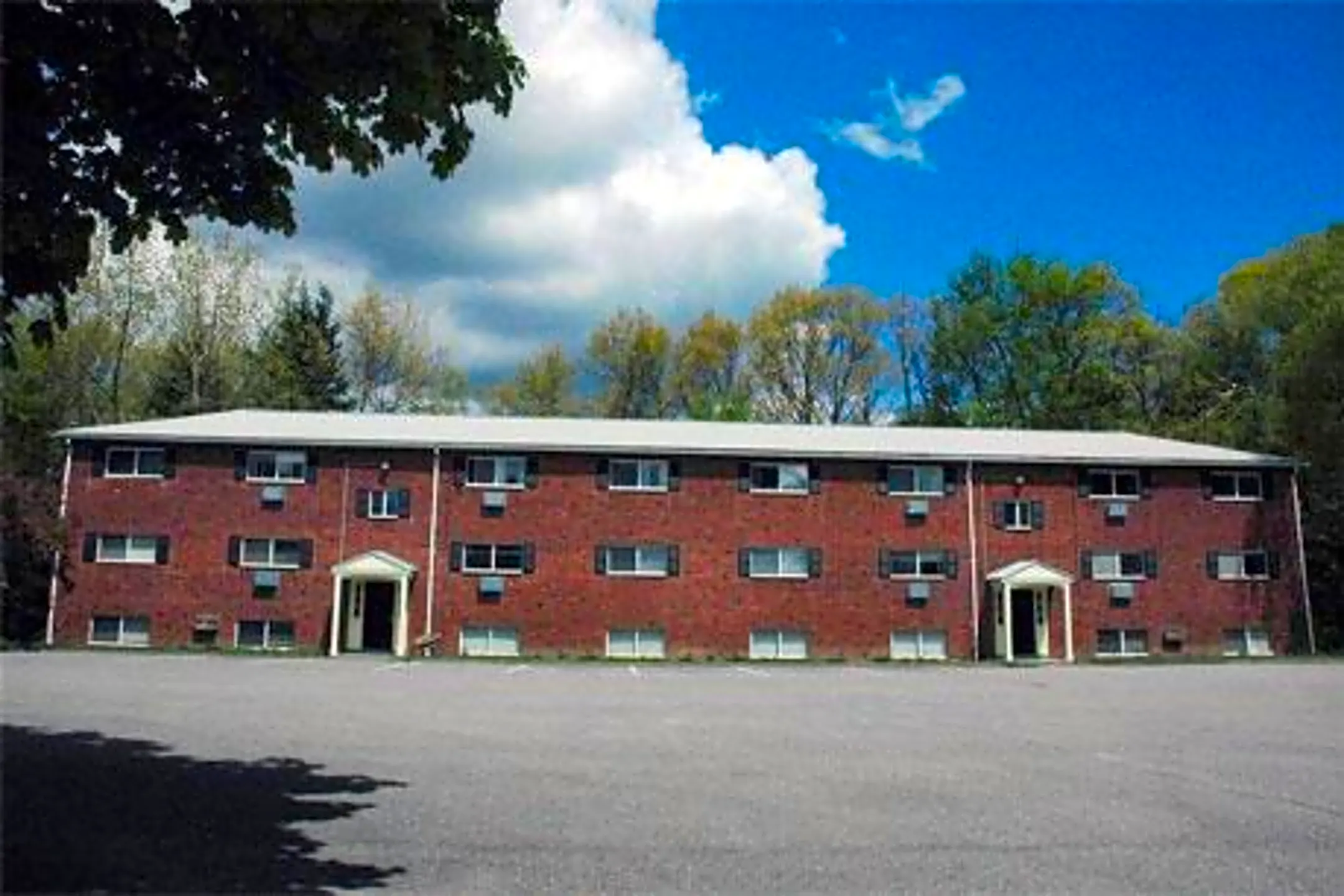 Forest Ridge Apartments 6 Mary Anna Drive Fitchburg, MA Apartments