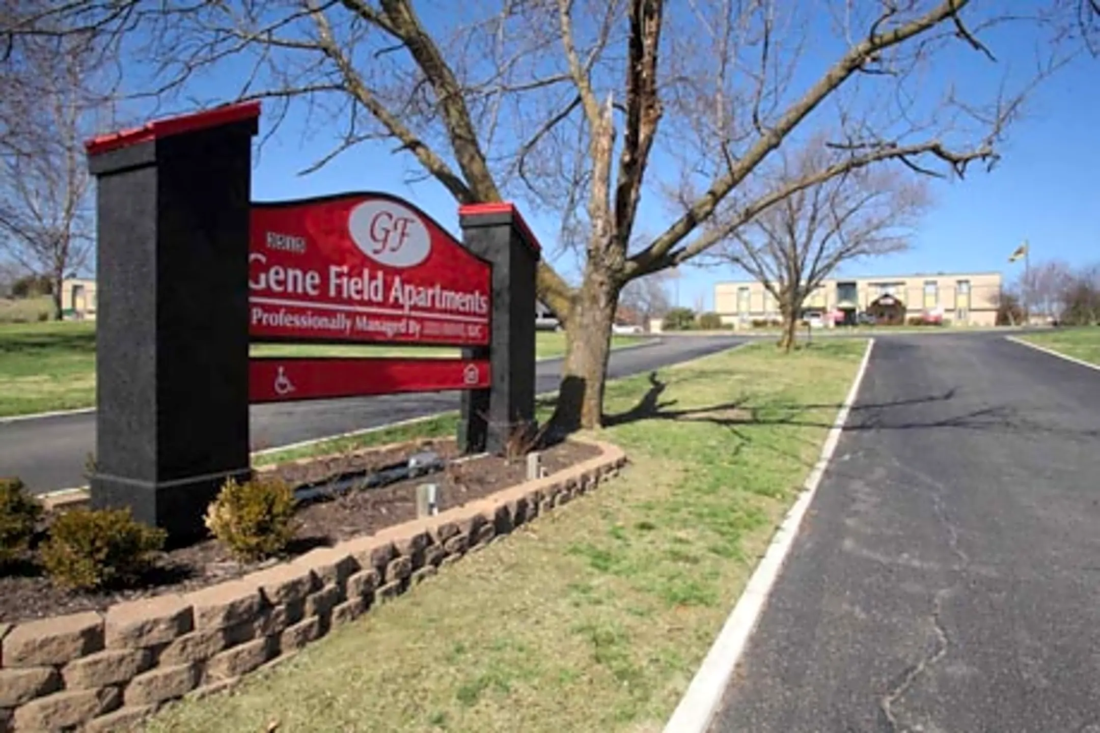 Gene Field Apartments Saint Joseph, MO 64506