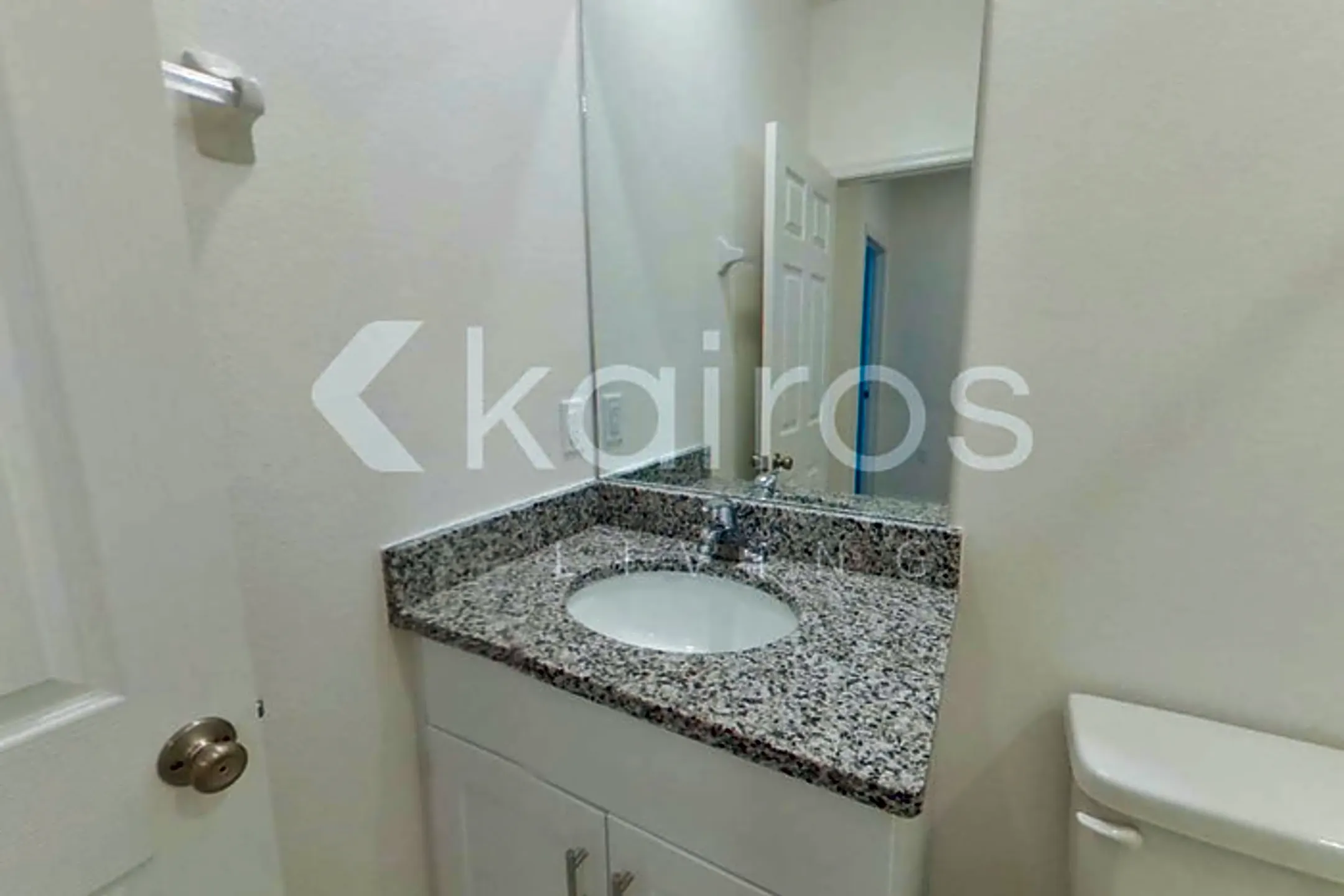 Bathroom - 34188 Cinder Wy - Wesley Chapel, FL