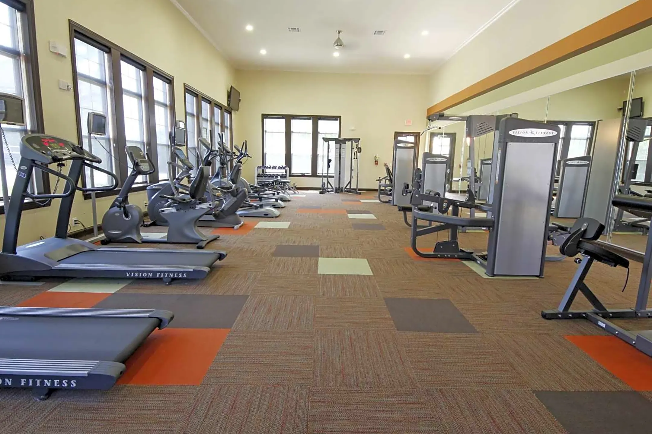 Fitness Weight Room - The Greystone Apartment Homes - Lafayette, LA