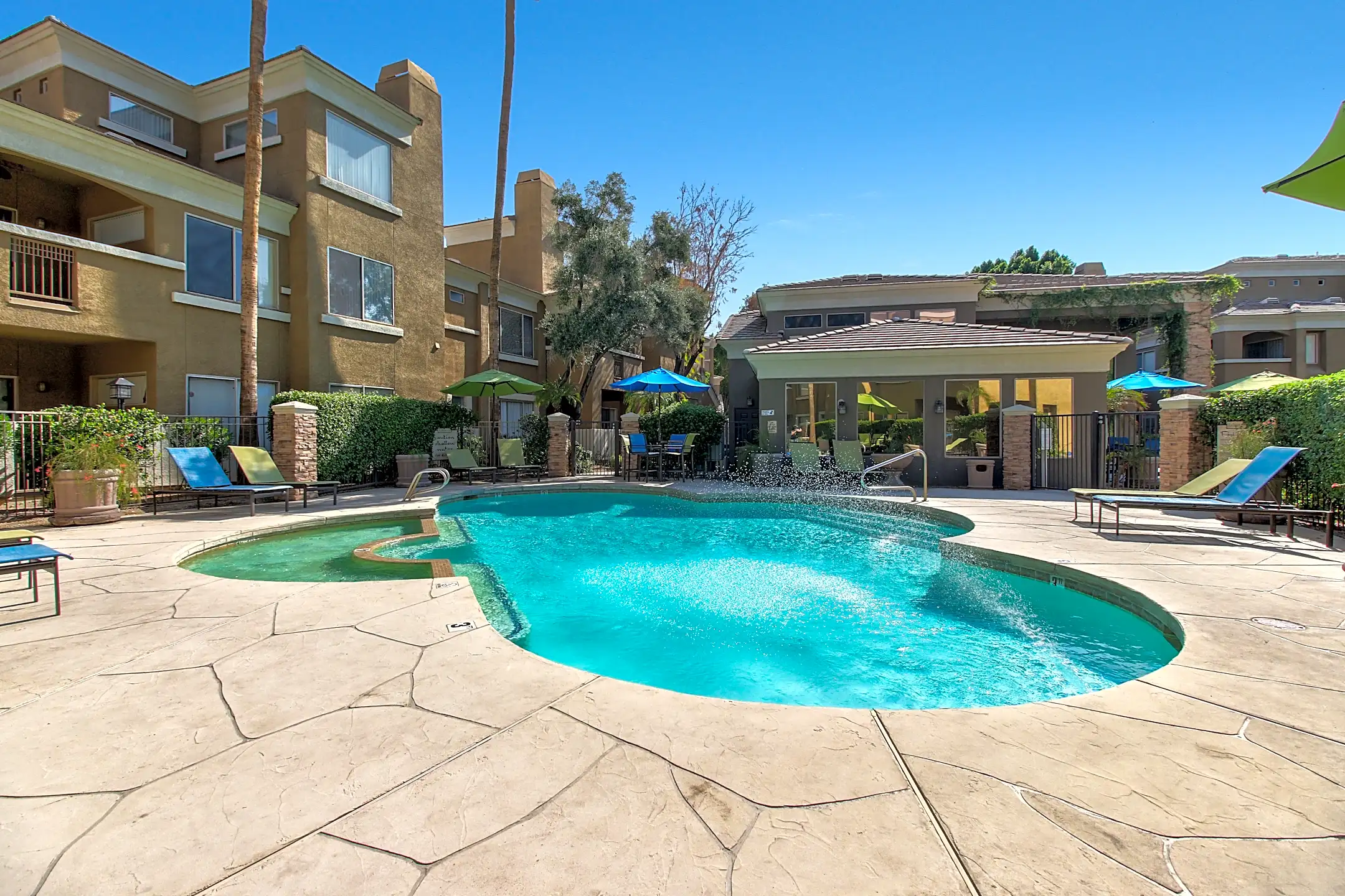 Pool - La Terraza At The Biltmore - Phoenix, AZ