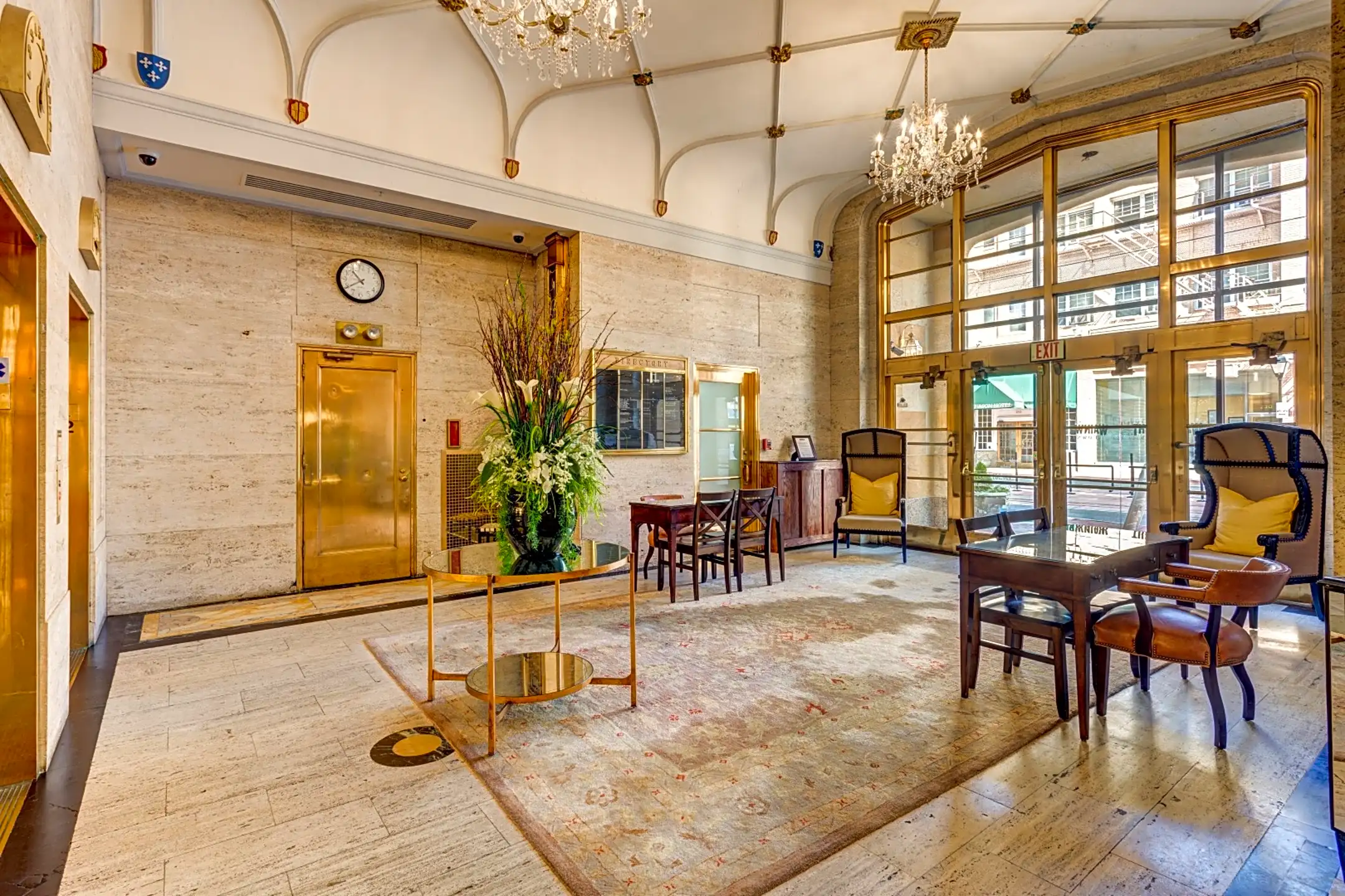 The Wainwright Downtown Apartments 229 West Bute Street Norfolk, VA