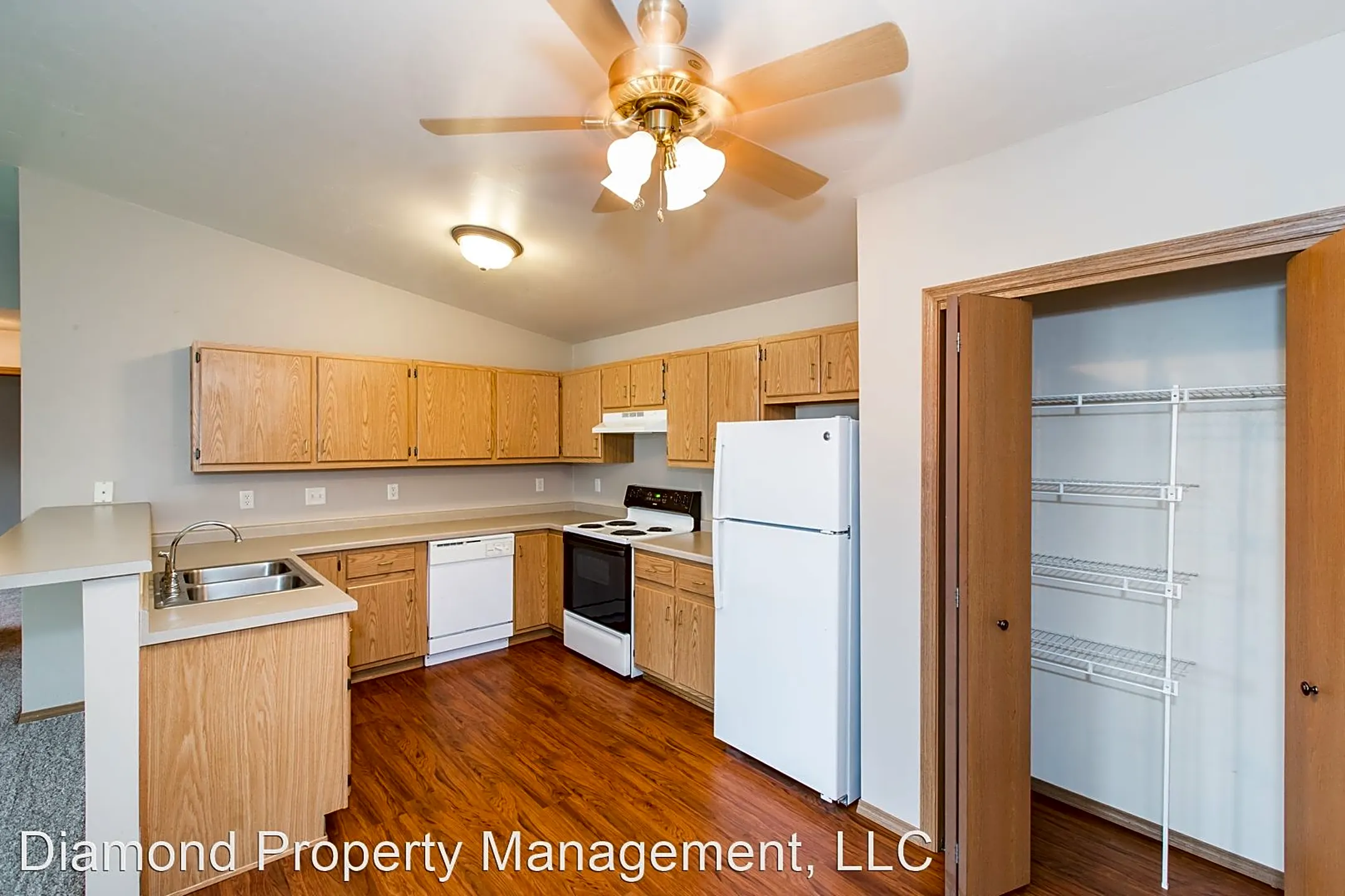 Charlotte Court Apartments Homes Antigo, WI 54409