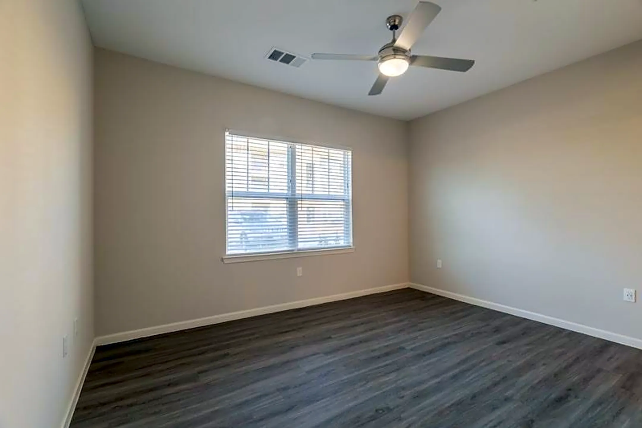 Brook Pointe Apartments - Lafayette, LA 70501